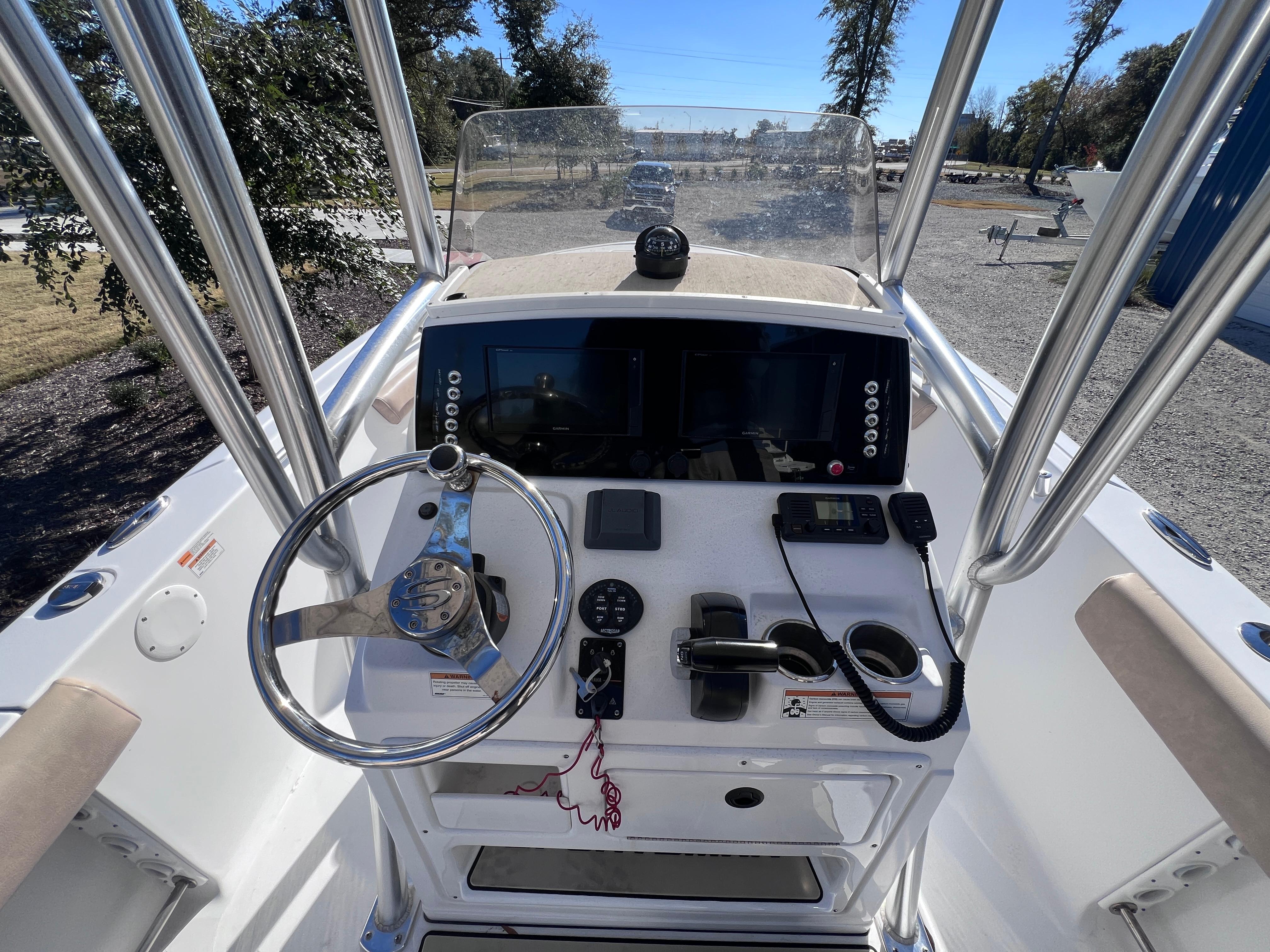 2019 Sportsman Open 212 Center Console