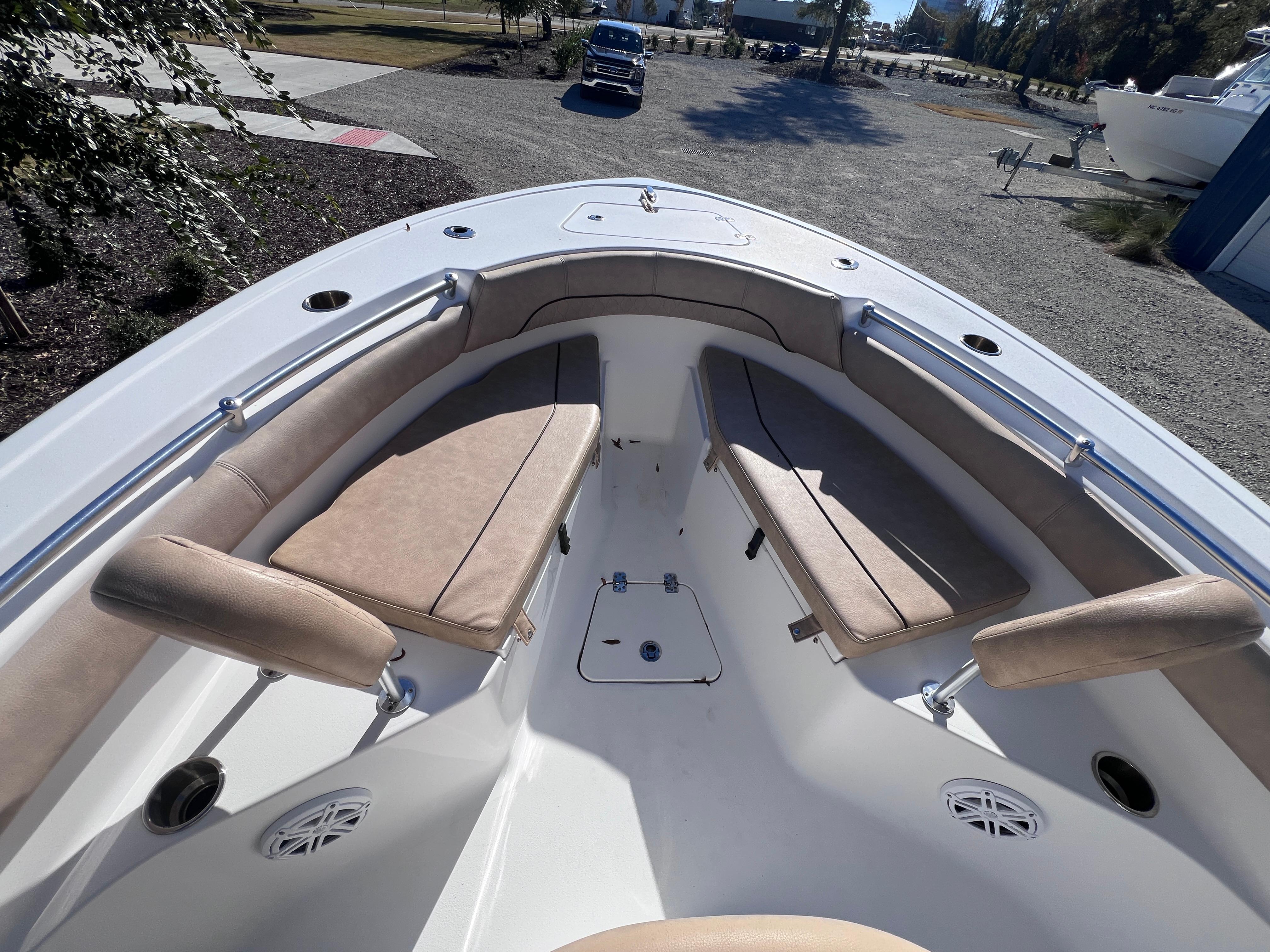 2019 Sportsman Open 212 Center Console