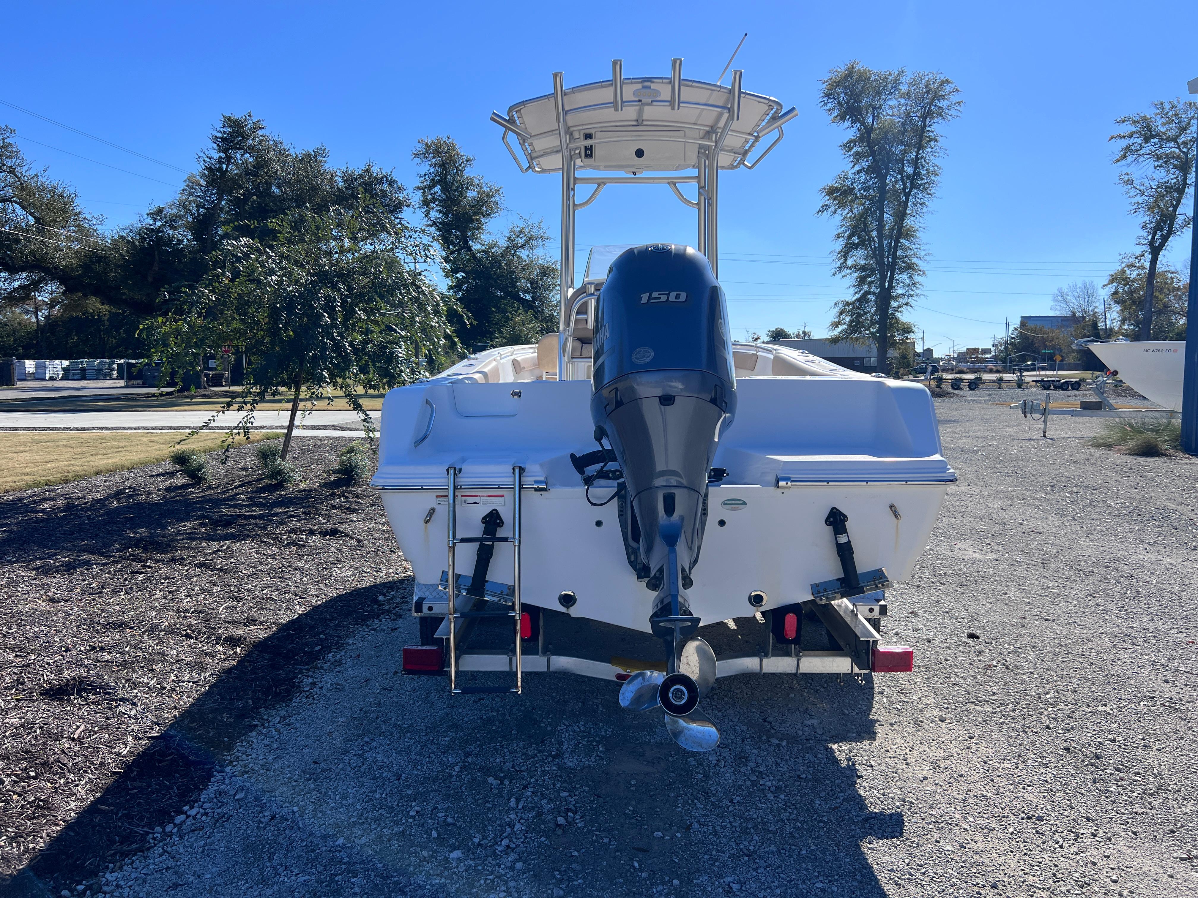 2019 Sportsman Open 212 Center Console