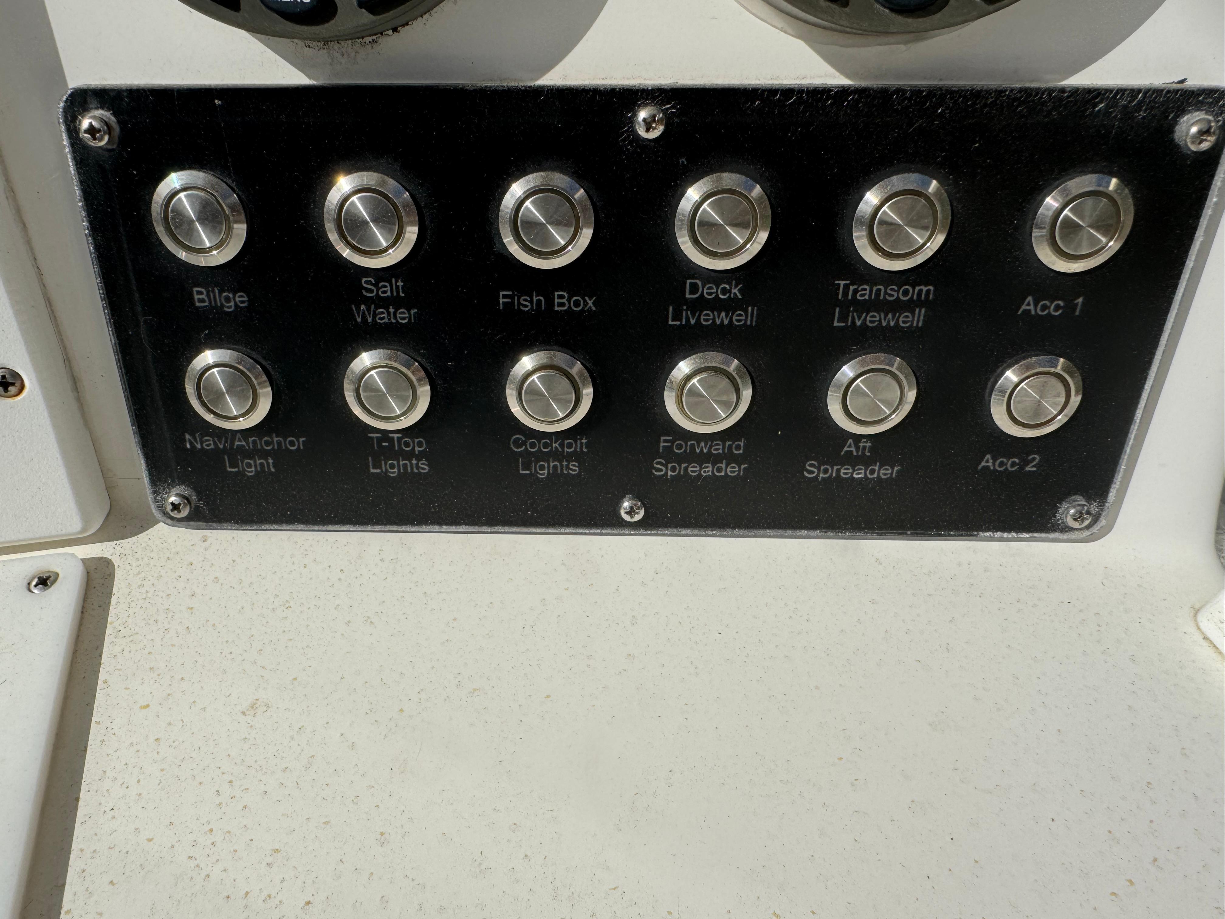 2004-regulator-26-fs-power-9716078-20250314155425163-1_XLARGE