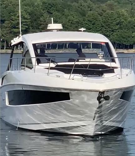 Photo of 2018 Cruisers 39'