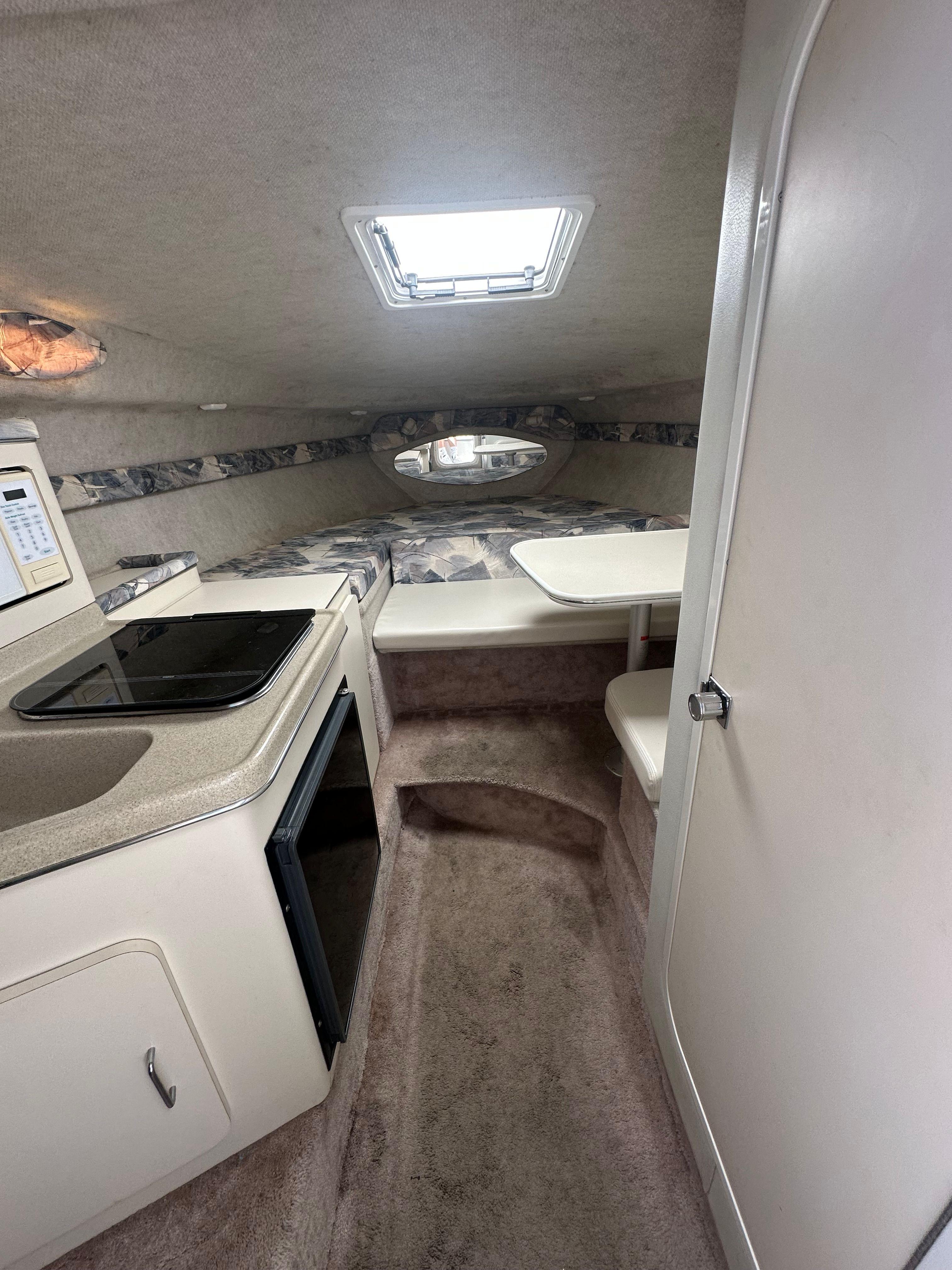 1998 Wellcraft 260-6