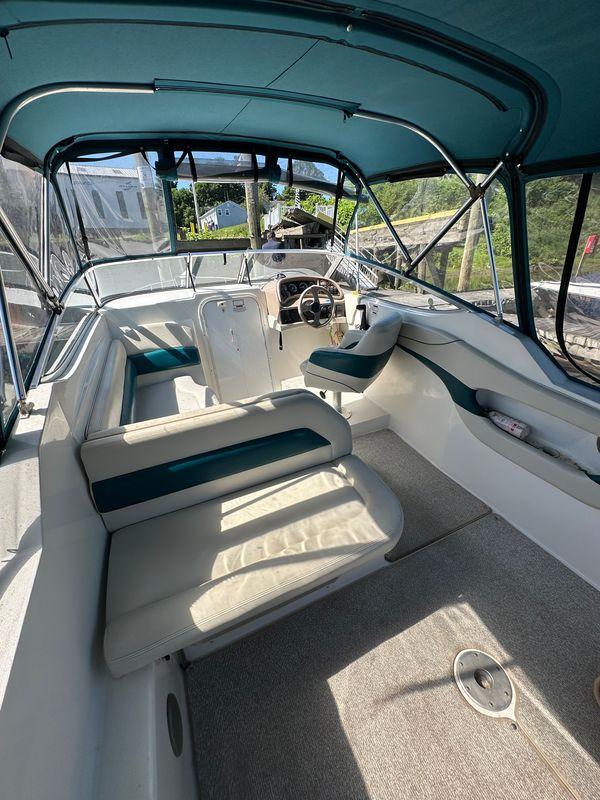 1998 Wellcraft 260-2