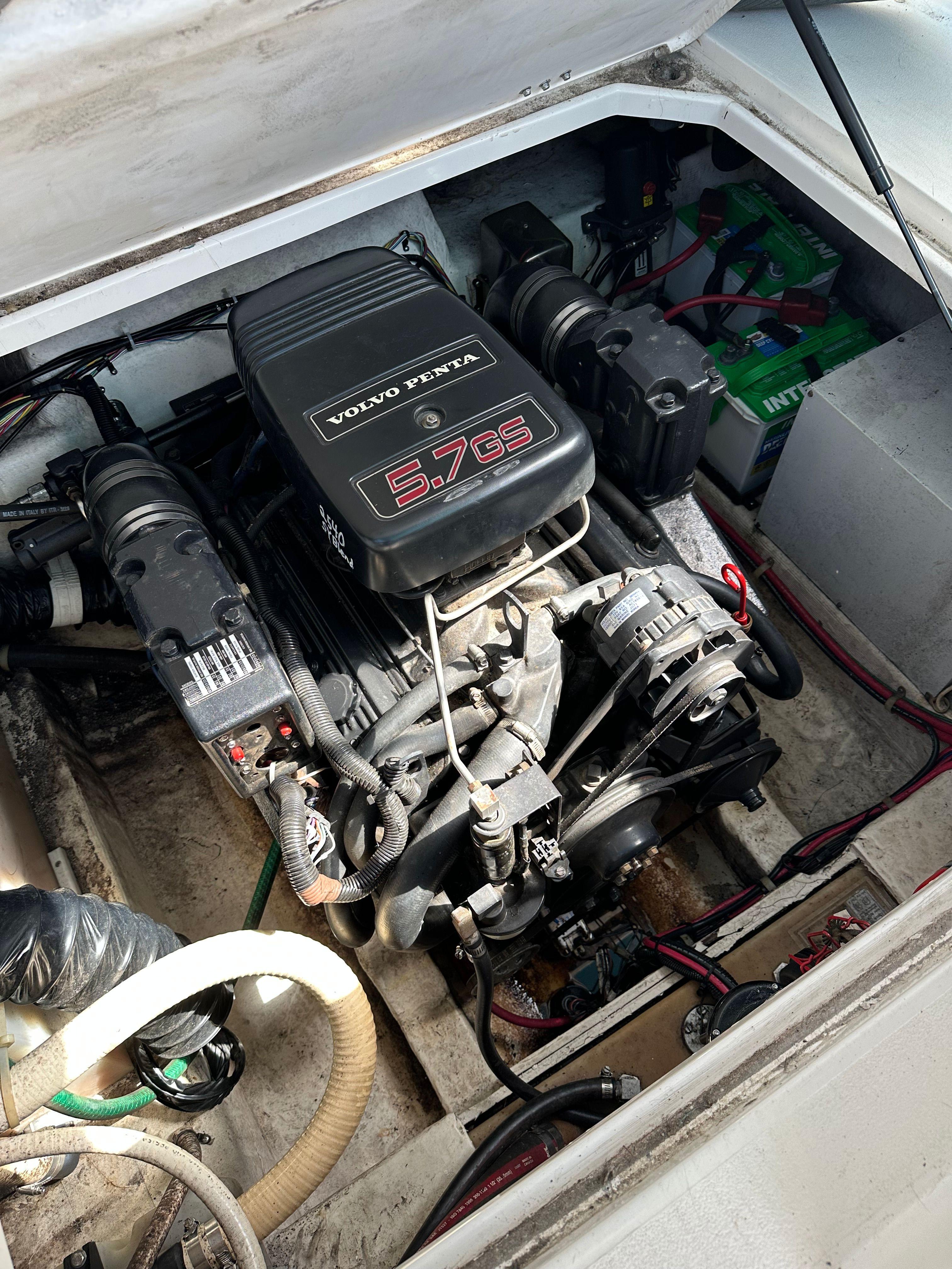 1998 Wellcraft 260-12