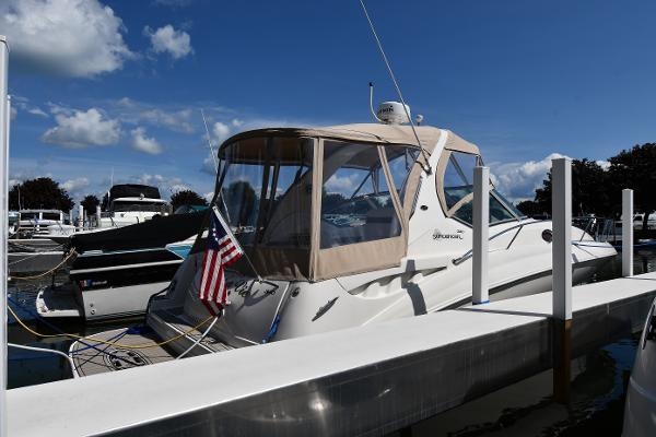 32' Sea Ray, Listing Number 100877342, - Photo No. 2