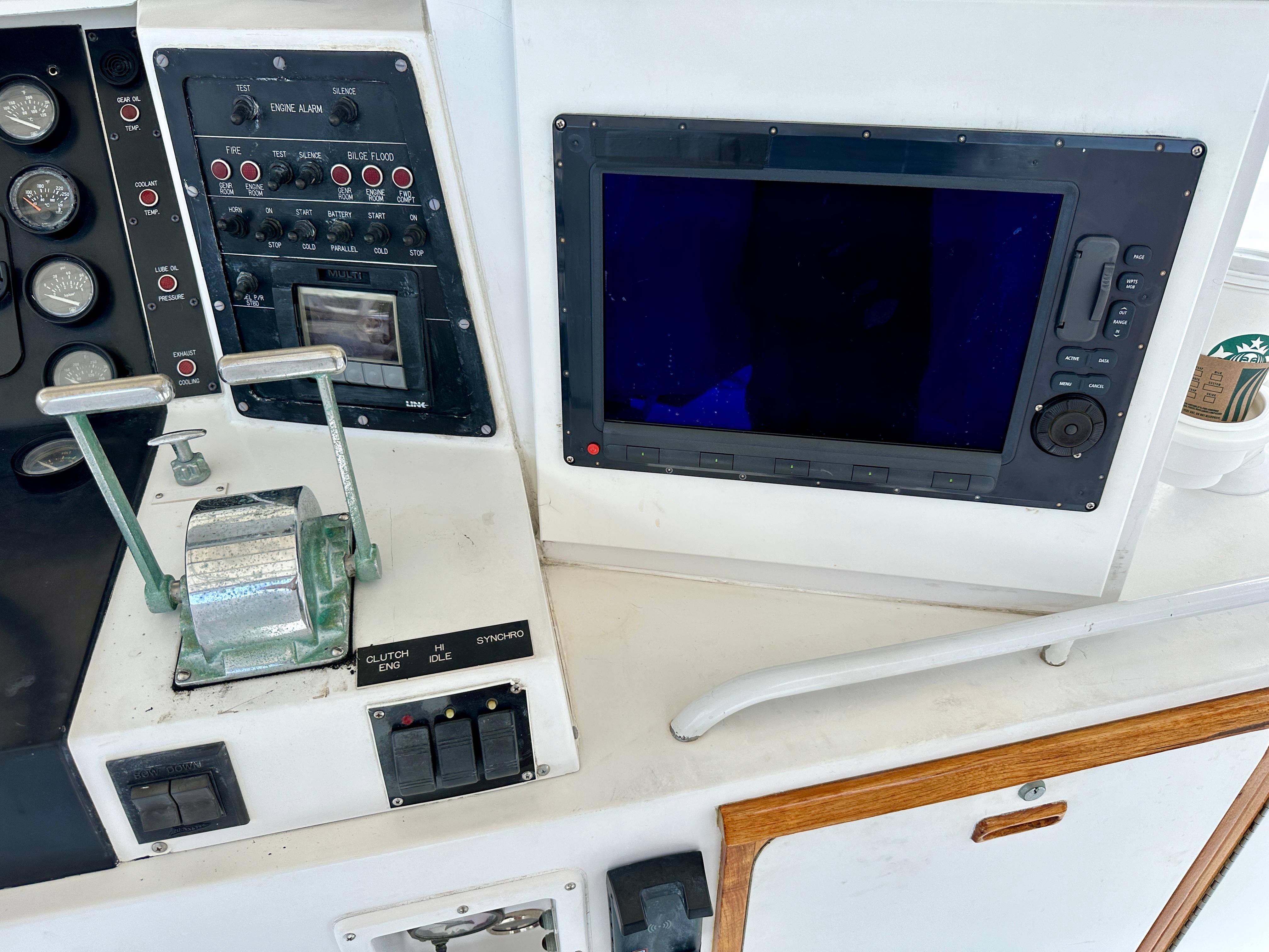 Raymarine Plotter