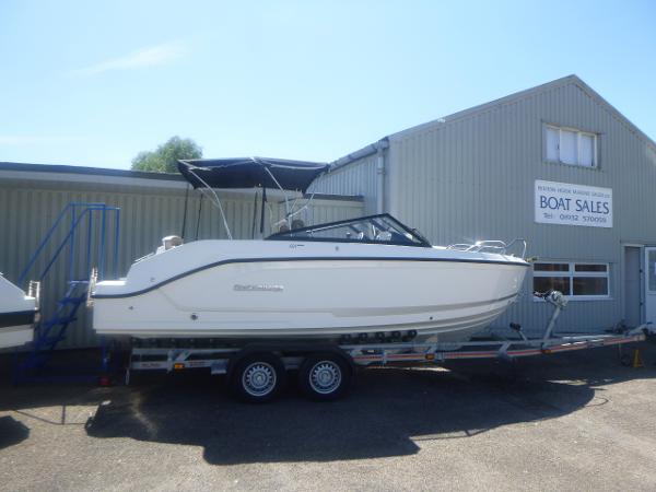 Quicksilver 605 Bowrider