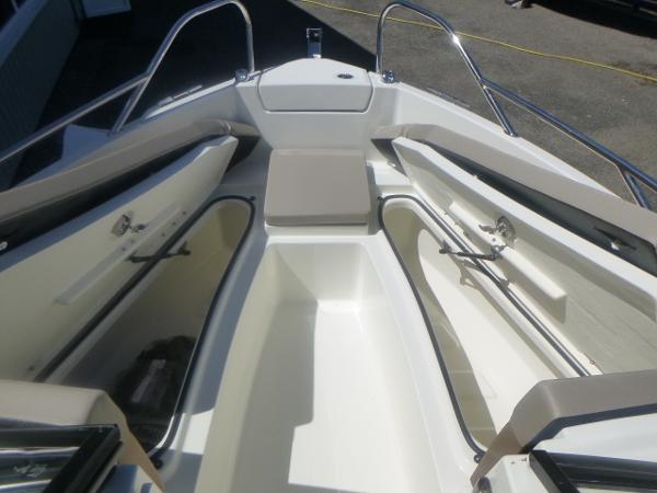Quicksilver 605 Bowrider