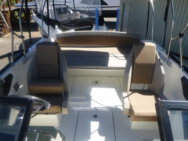 Quicksilver 605 Bowrider