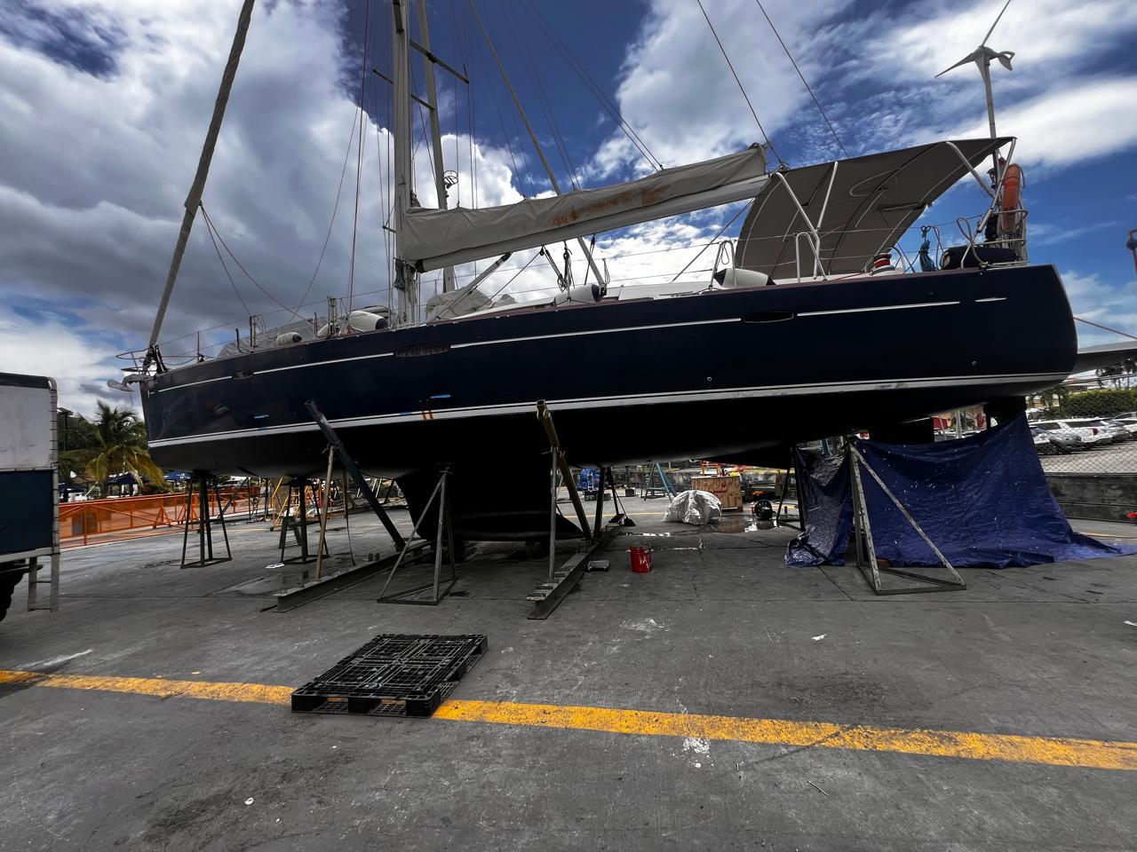 Yacht Photos Pics