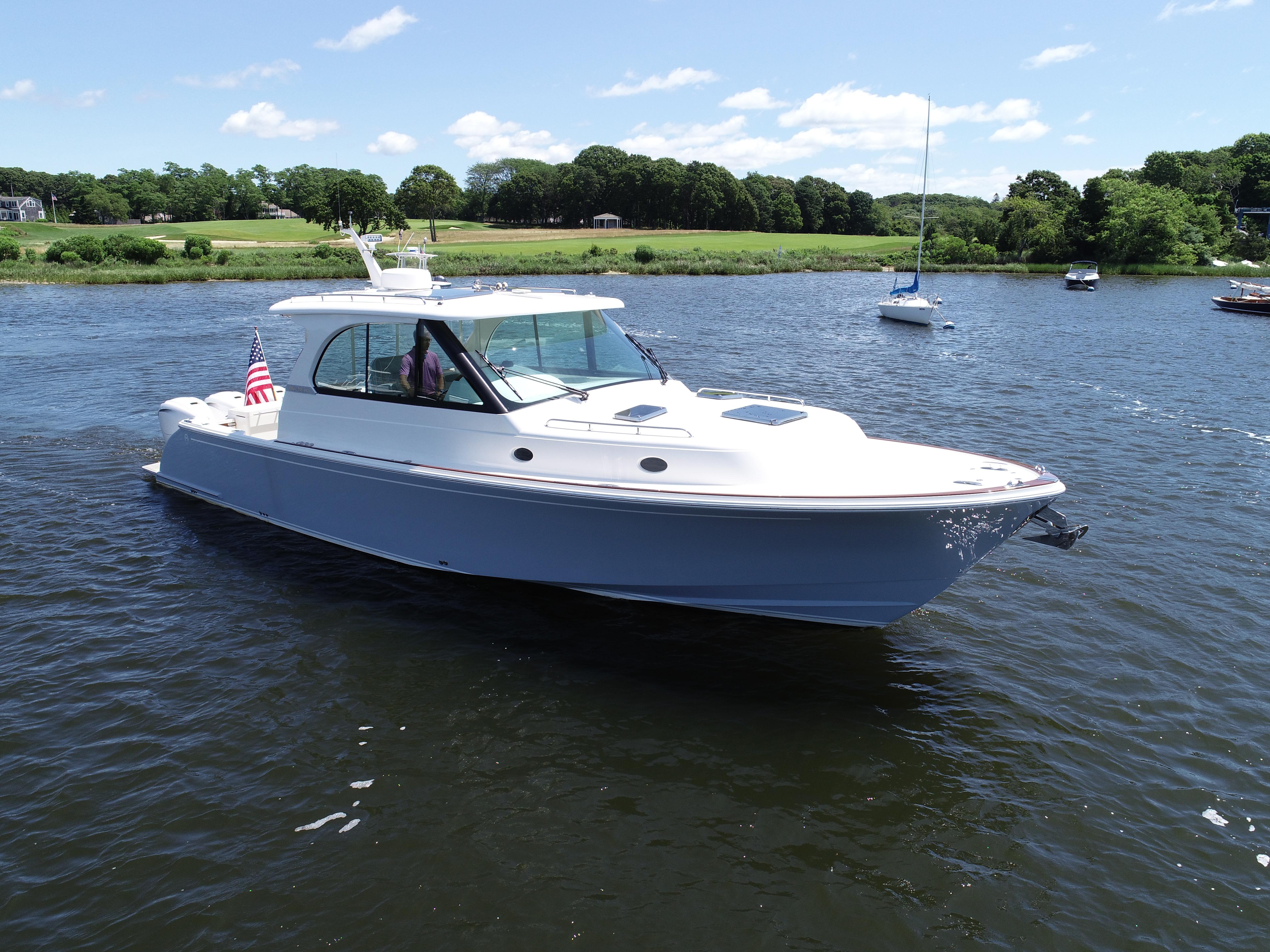 2020 Hinckley Sport Boats | Sport Boat 40x