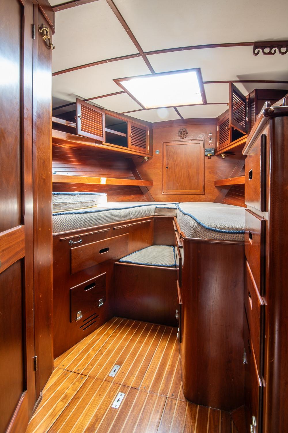 Saphira Yacht Photos Pics 