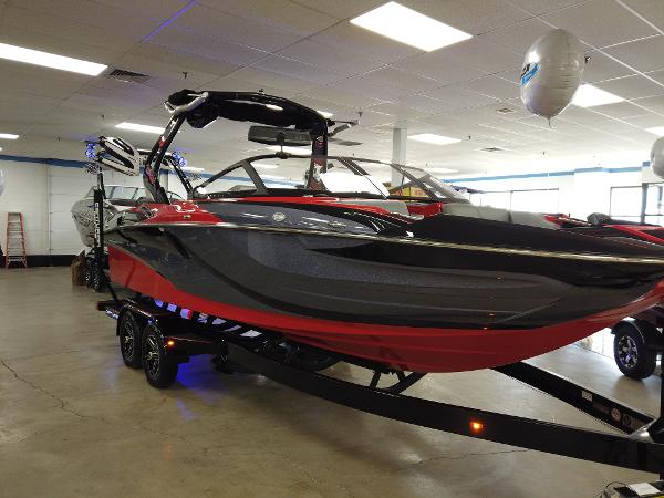 2021 Centurion boat for sale, model of the boat is Fi23 & Image # 1 of 18