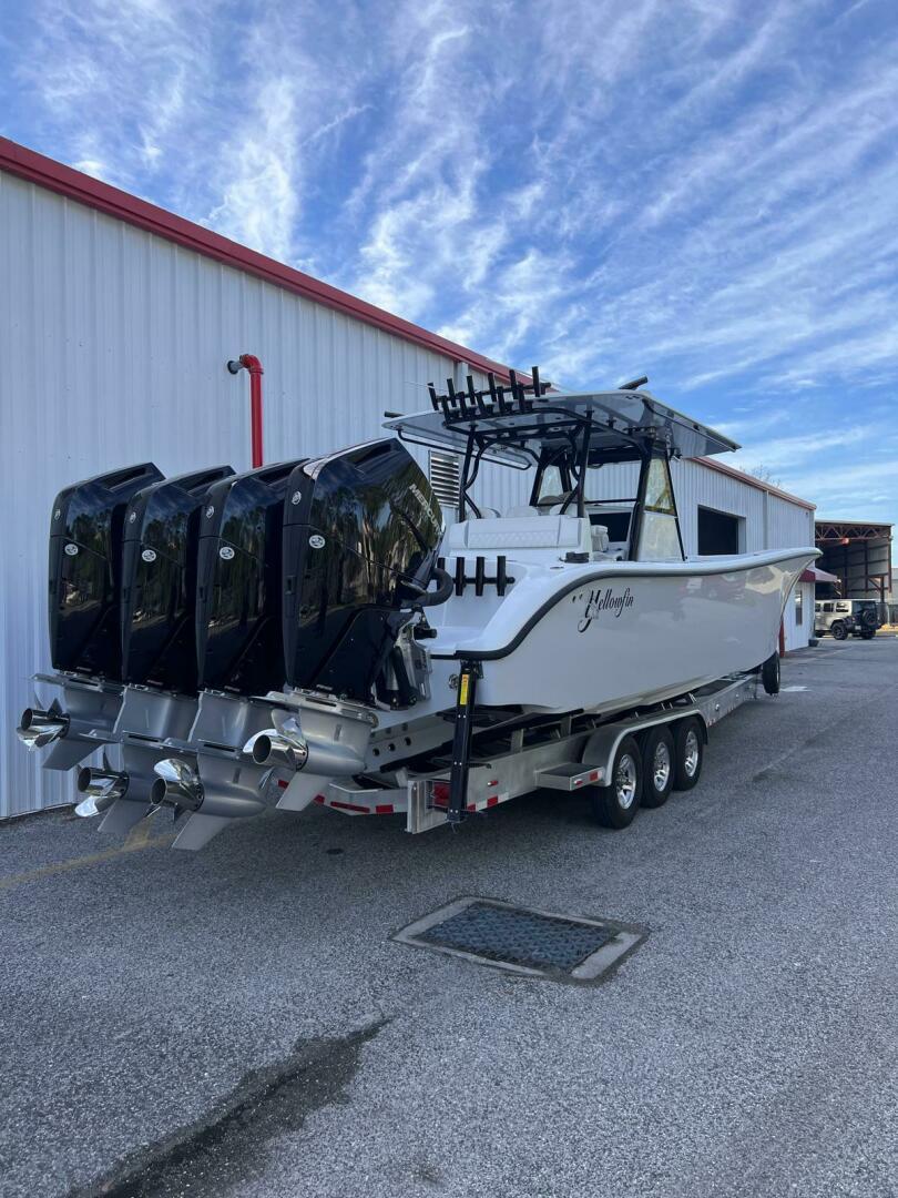 2022-yellowfin-39-offshore-power-9806149-20250522131428126-1_XLARGE