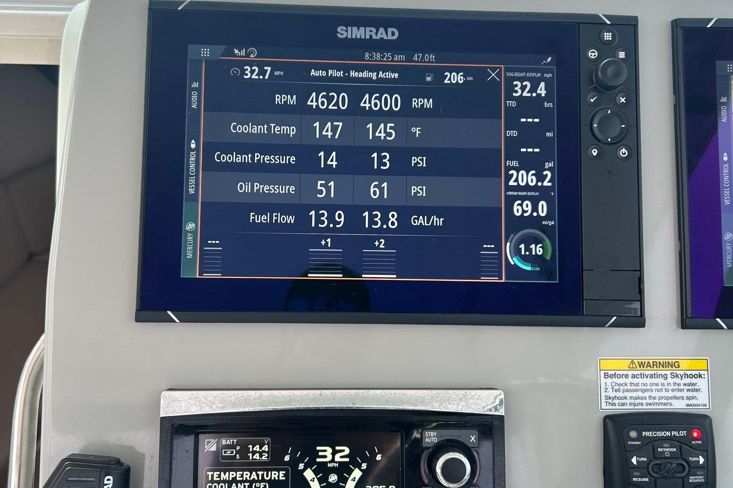 2016 Boston Whaler 315 Conquest #TDH1898 inventory image at Sun Country Marine Group, Newport Beach