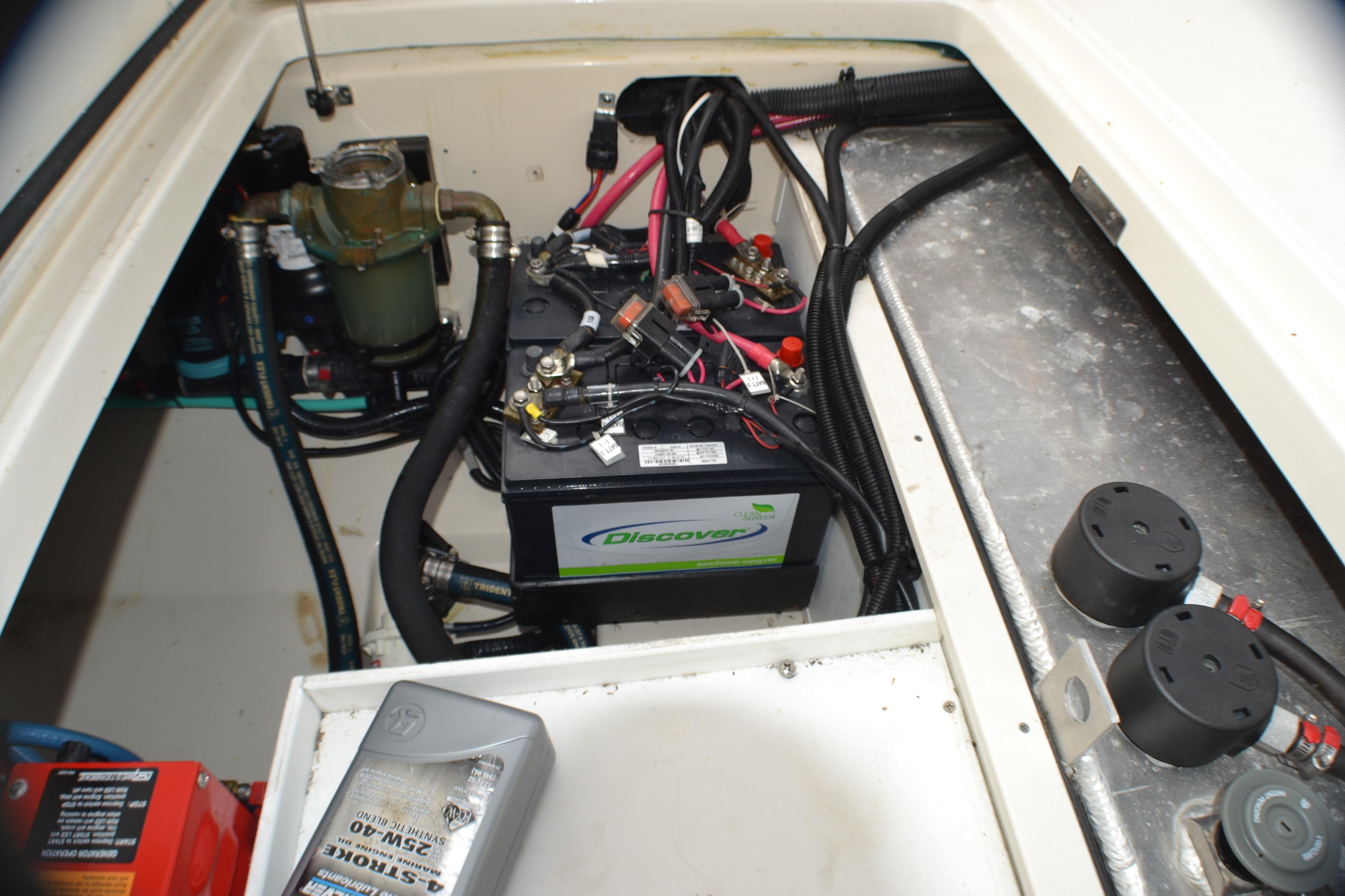 2016 Boston Whaler 315 Conquest #TDH1898 inventory image at Sun Country Marine Group, Newport Beach