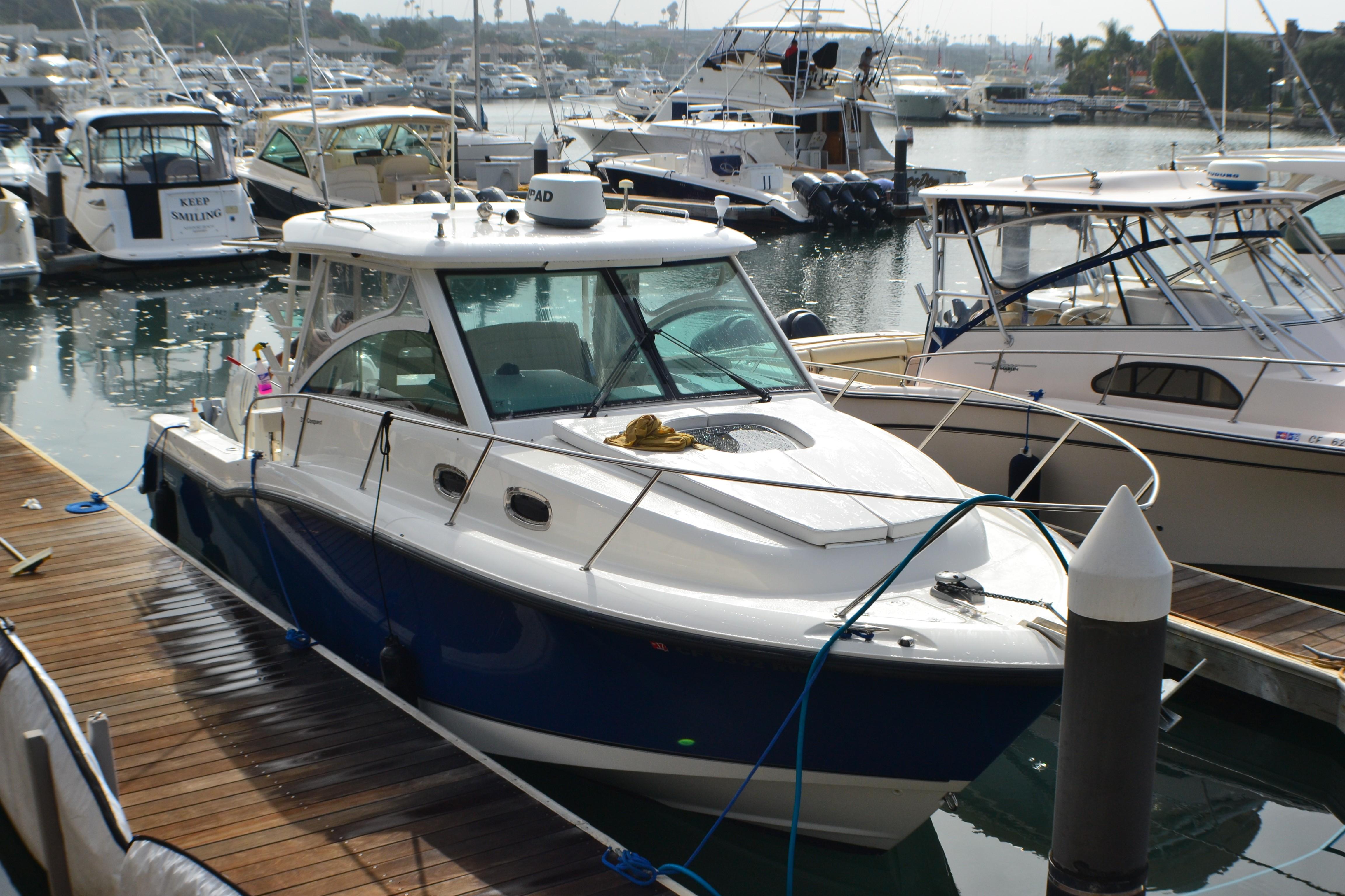 2016 Boston Whaler 315 Conquest #TDH1898 inventory image at Sun Country Marine Group, Newport Beach
