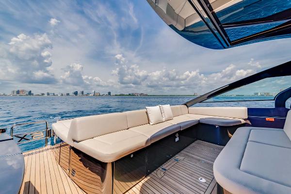 54' Pershing, Listing Number 100866120, - Photo No. 31