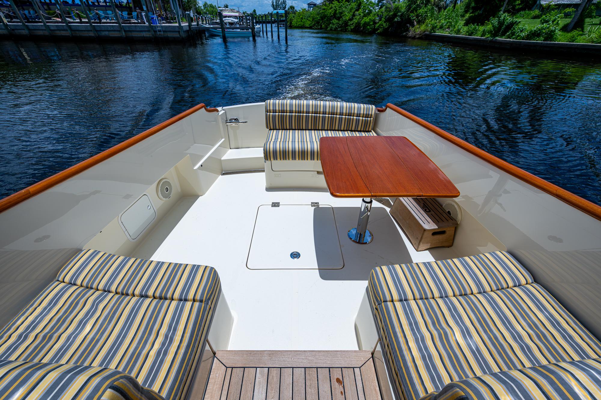 2016-hinckley-picnic-boat-37mkiii-power-9846154-20250620110705593-1