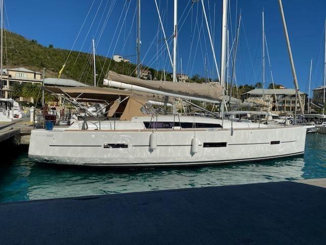 Pelican Yacht Photos Pics 