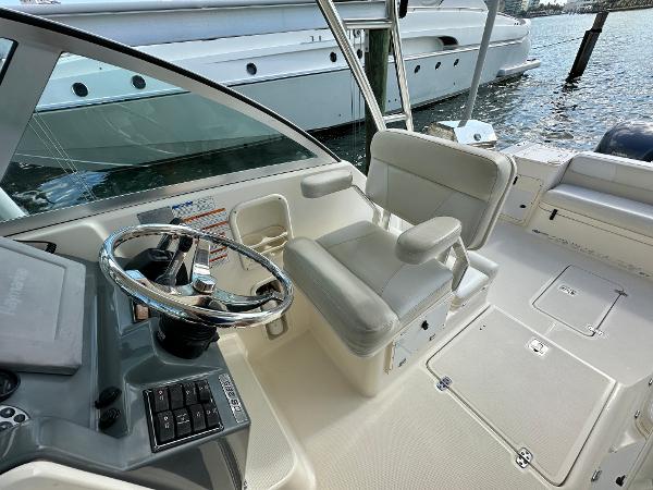 30' Pursuit, Listing Number 100911714, Image No. 29