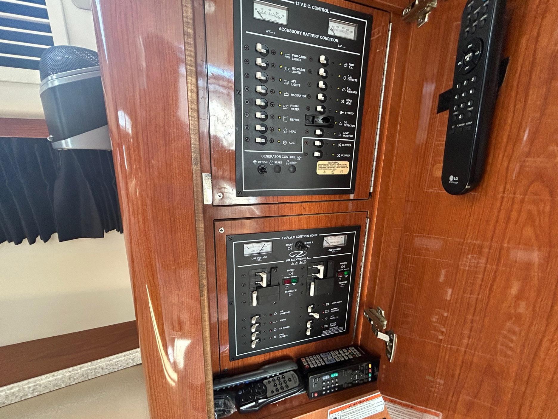 2007-regal-3360-window-express-power-9786106-20250507131735500-1_XLARGE