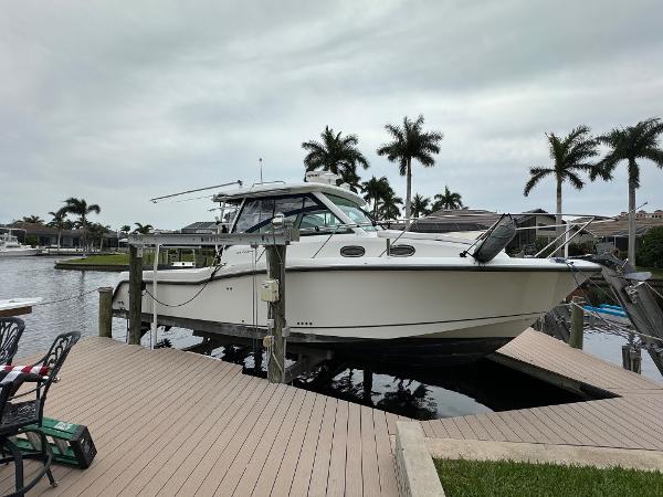 31' Boston Whaler, Listing Number 100916514, Image No. 4