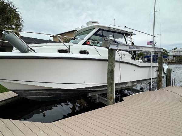 31' Boston Whaler, Listing Number 100916514, Image No. 5