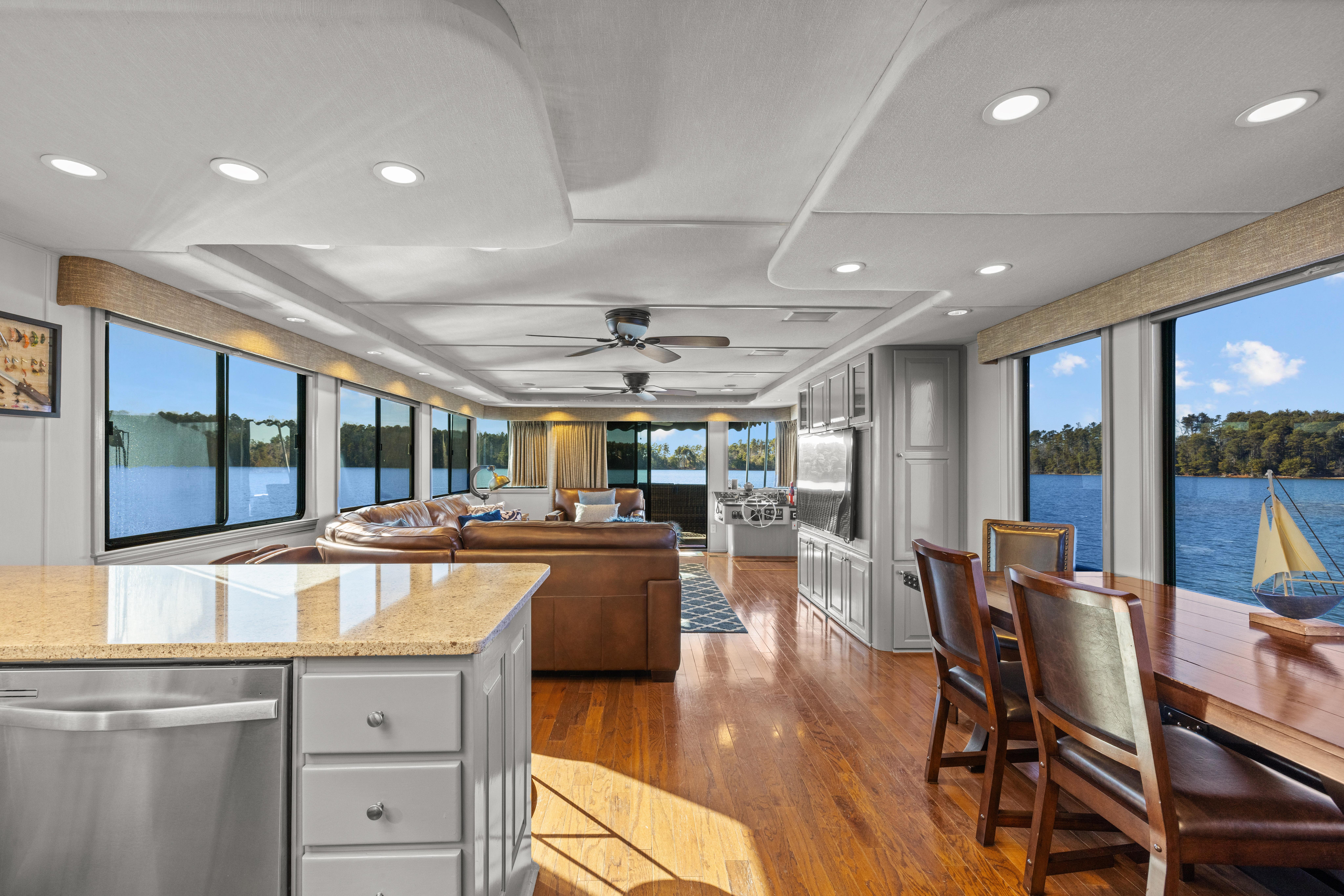 Stardust Cruisers-Custom Luxury Houseboats 18w 1998 -TN-US-9696162 | Thumbnail