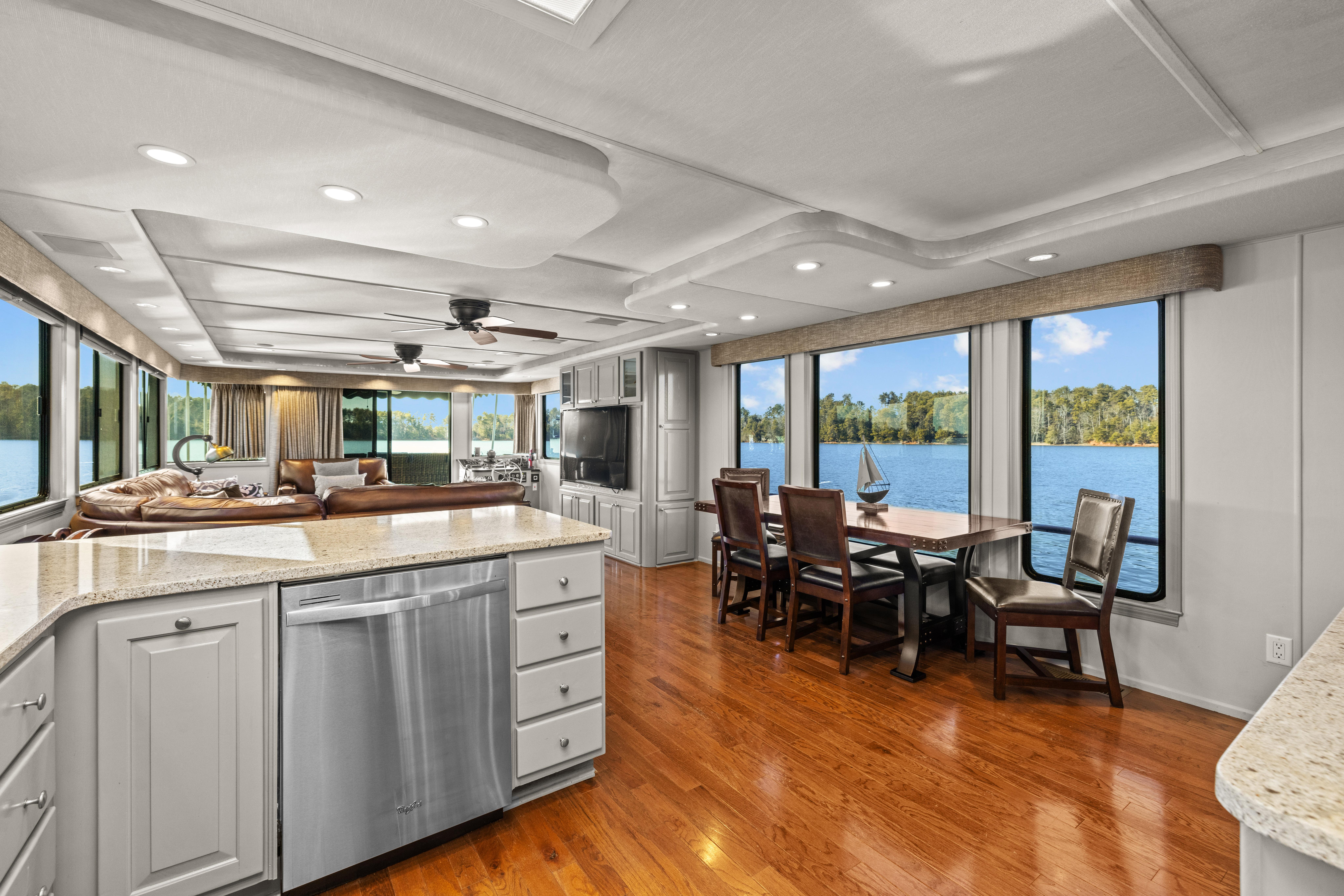 Stardust Cruisers-Custom Luxury Houseboats 18w 1998 -TN-US-9696162 | Thumbnail