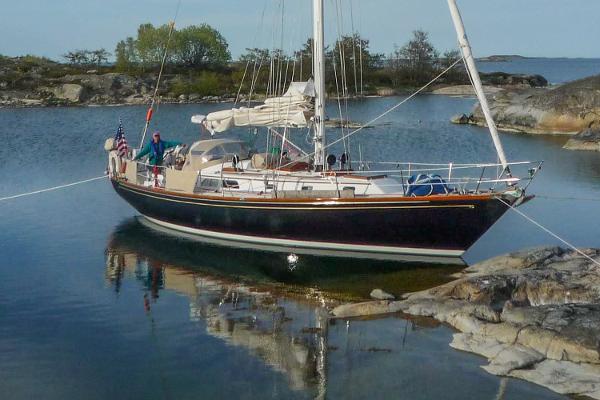 Photo of 1996 Hinckley 42'