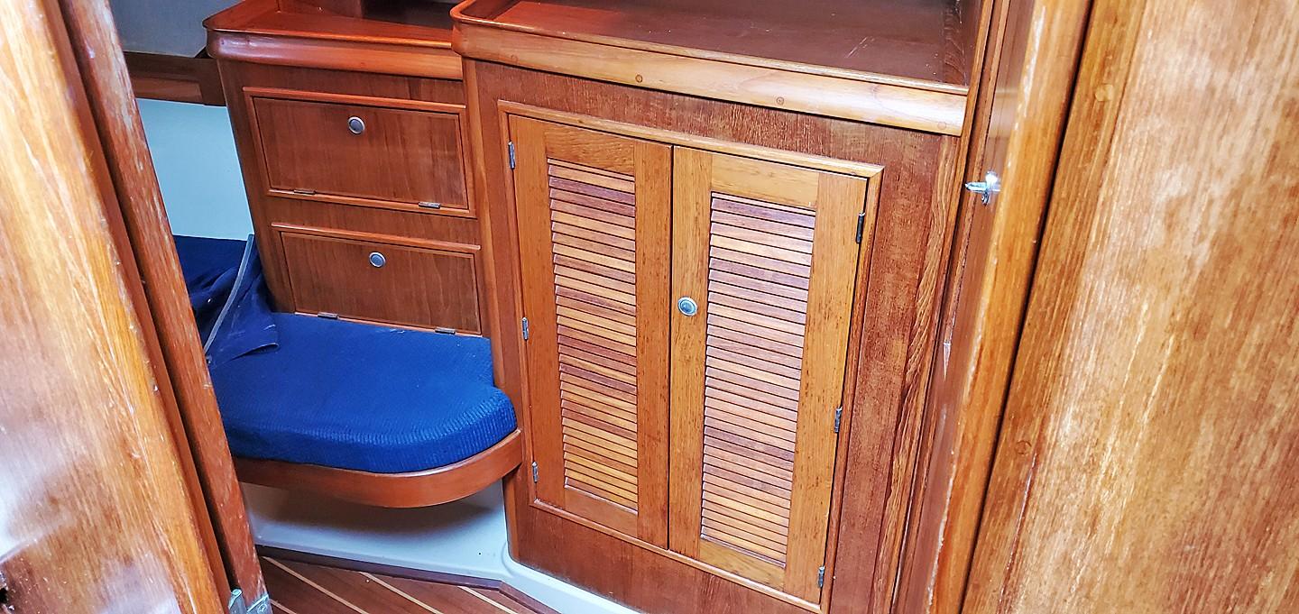 Aft Cabin Cabinets