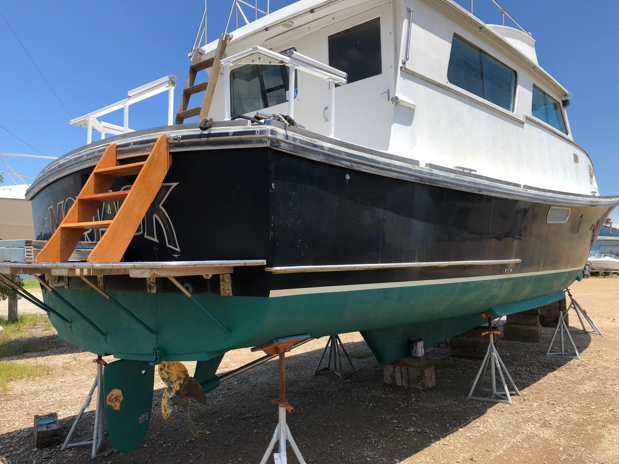 1973 Custom Motor Yacht 40 For Sale | YaZu Yachting | Deltaville
