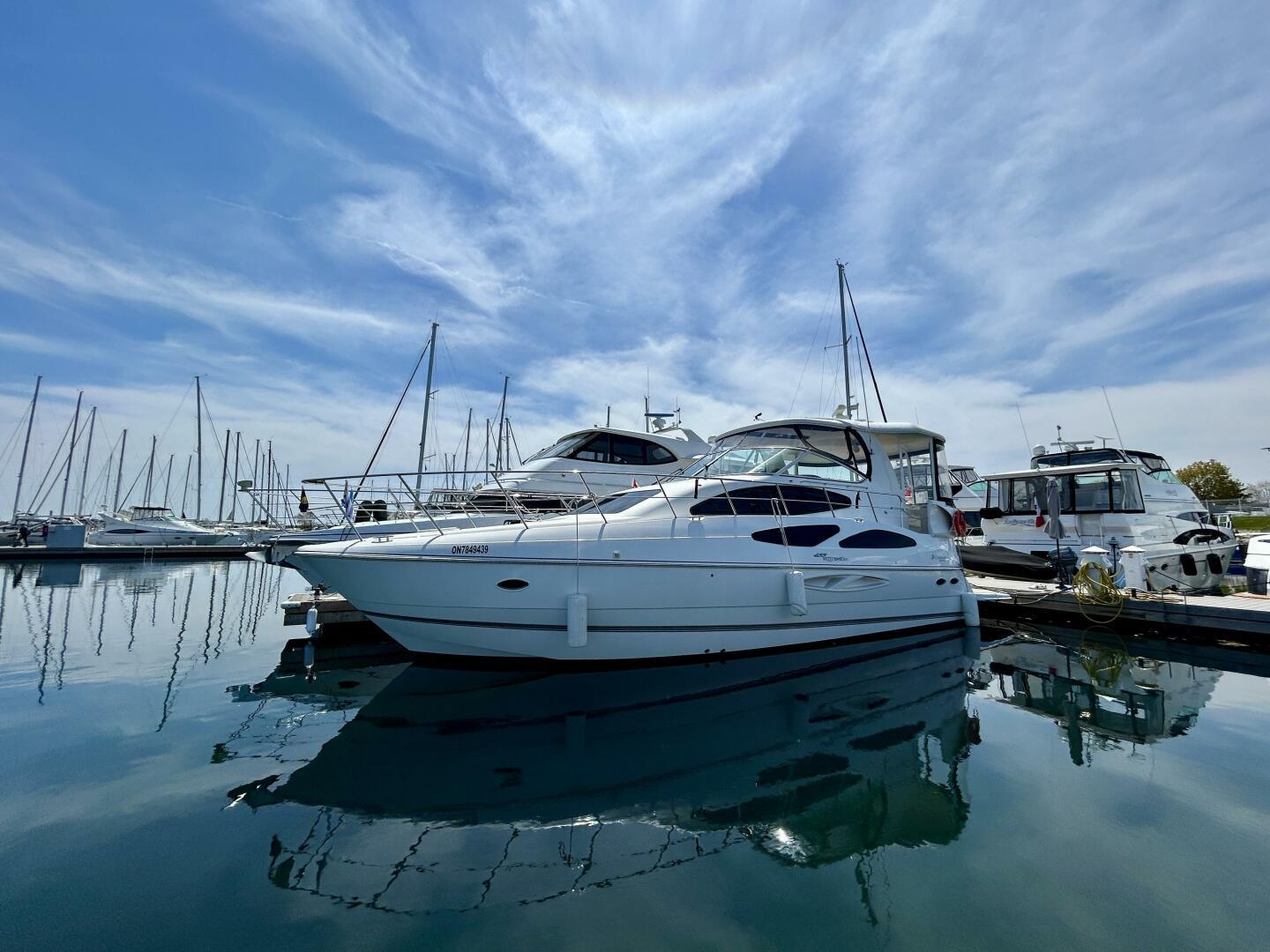 2005-cruisers-yachts-455-express-motor-yacht-power-9726173-20250513092419262-1_XLARGE