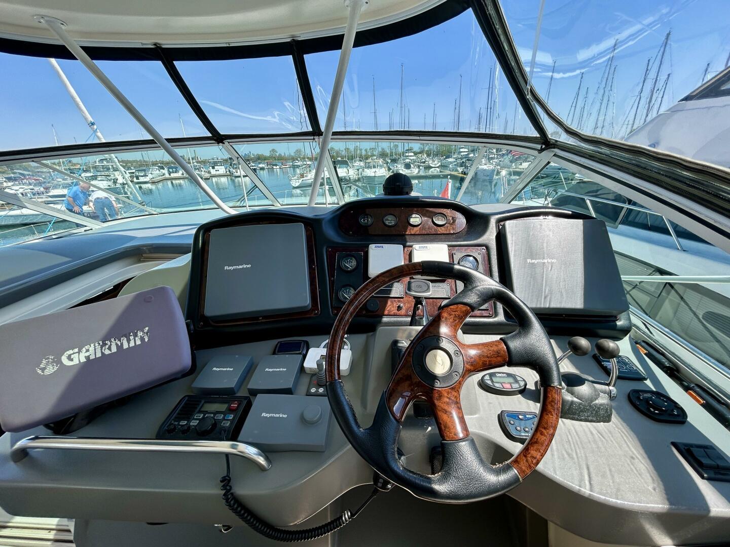 2005-cruisers-yachts-455-express-motor-yacht-power-9726173-20250513092457318-1_XLARGE