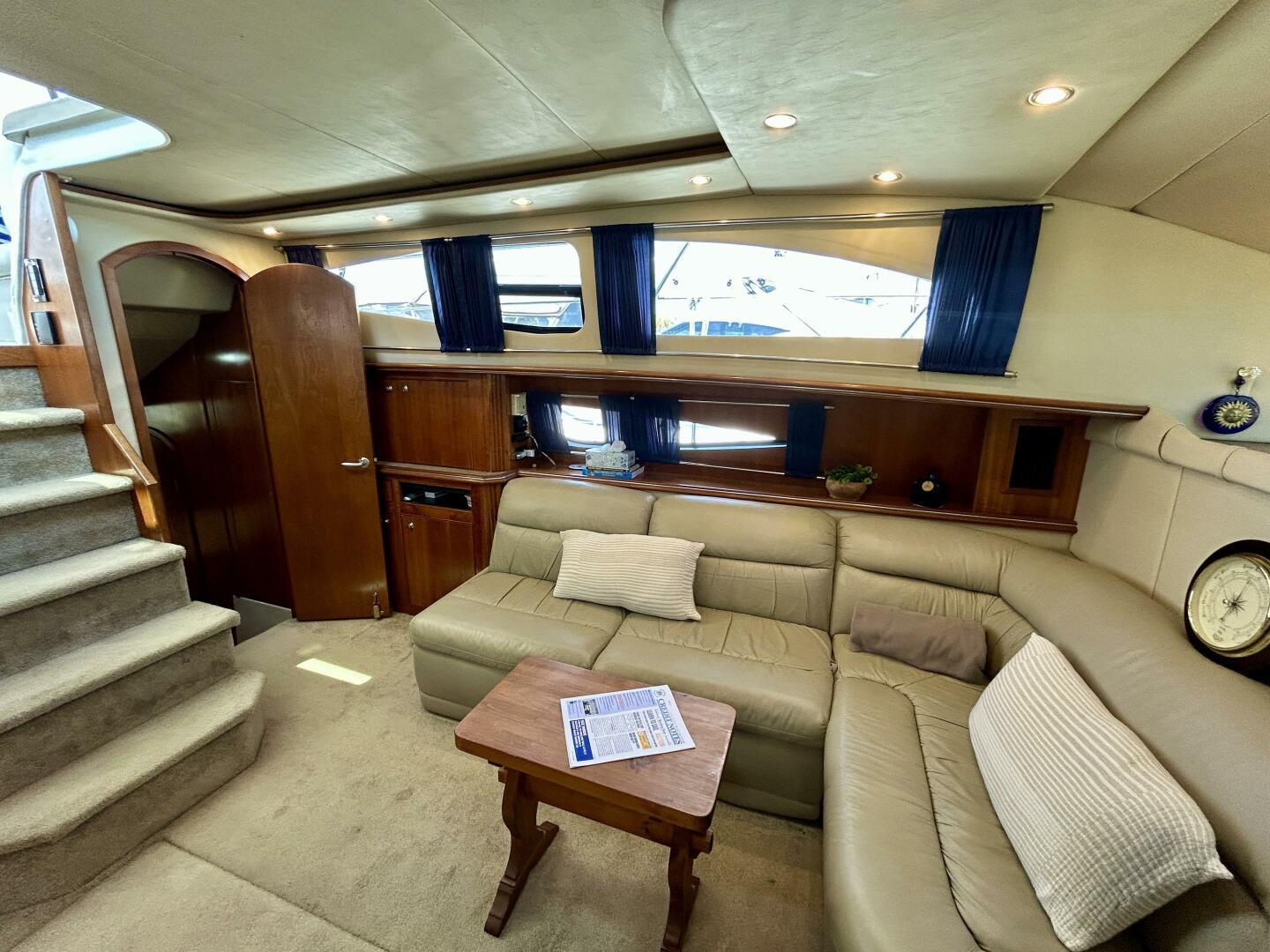 2005-cruisers-yachts-455-express-motor-yacht-power-9726173-20250513092514291-1_XLARGE