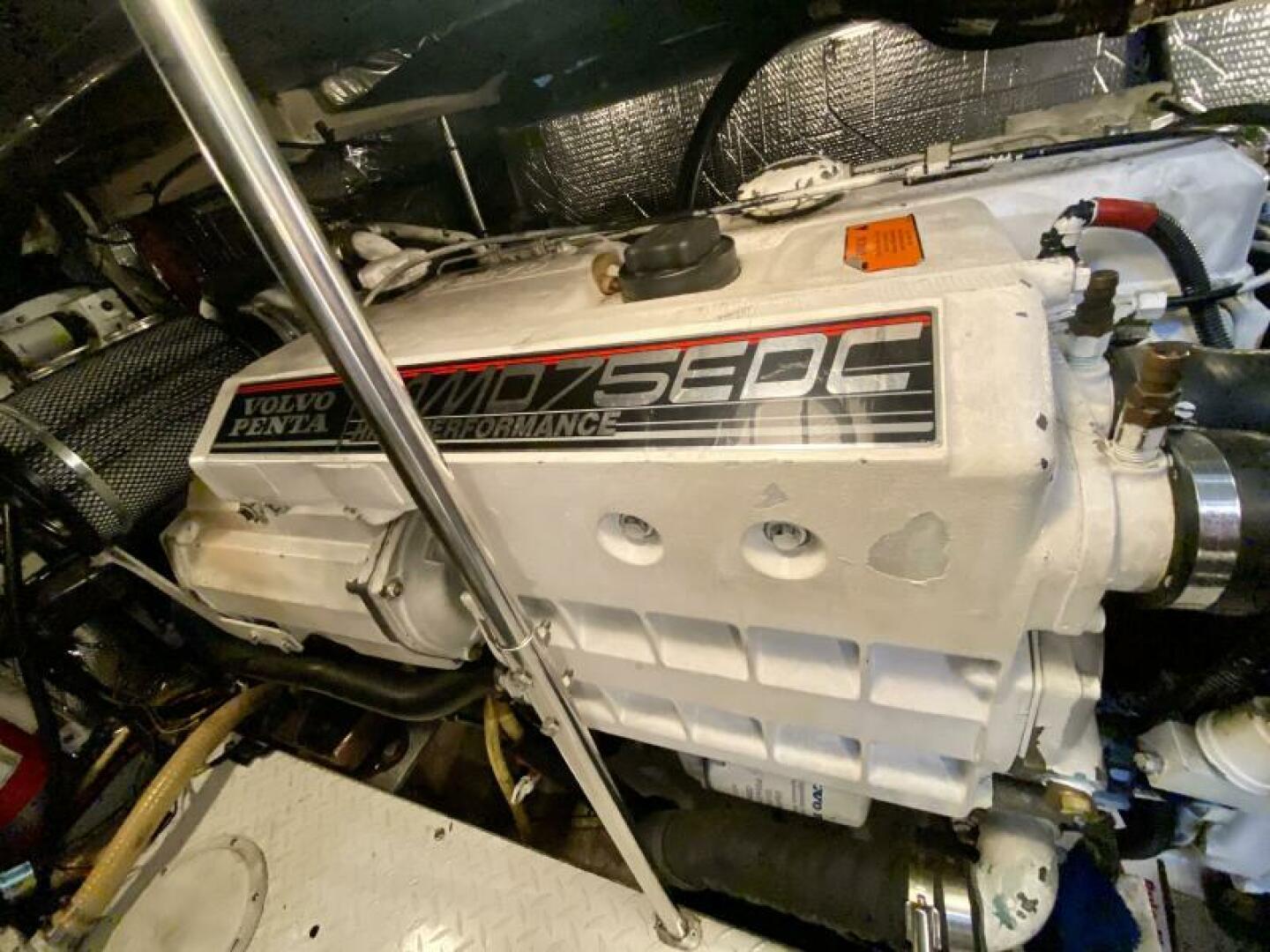 2005-cruisers-yachts-455-express-motor-yacht-power-9726173-20250513092651422-1_XLARGE