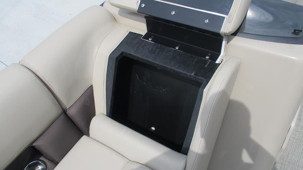 2021 Bentley boat for sale, model of the boat is 200 Navigator & Image # 53 of 60