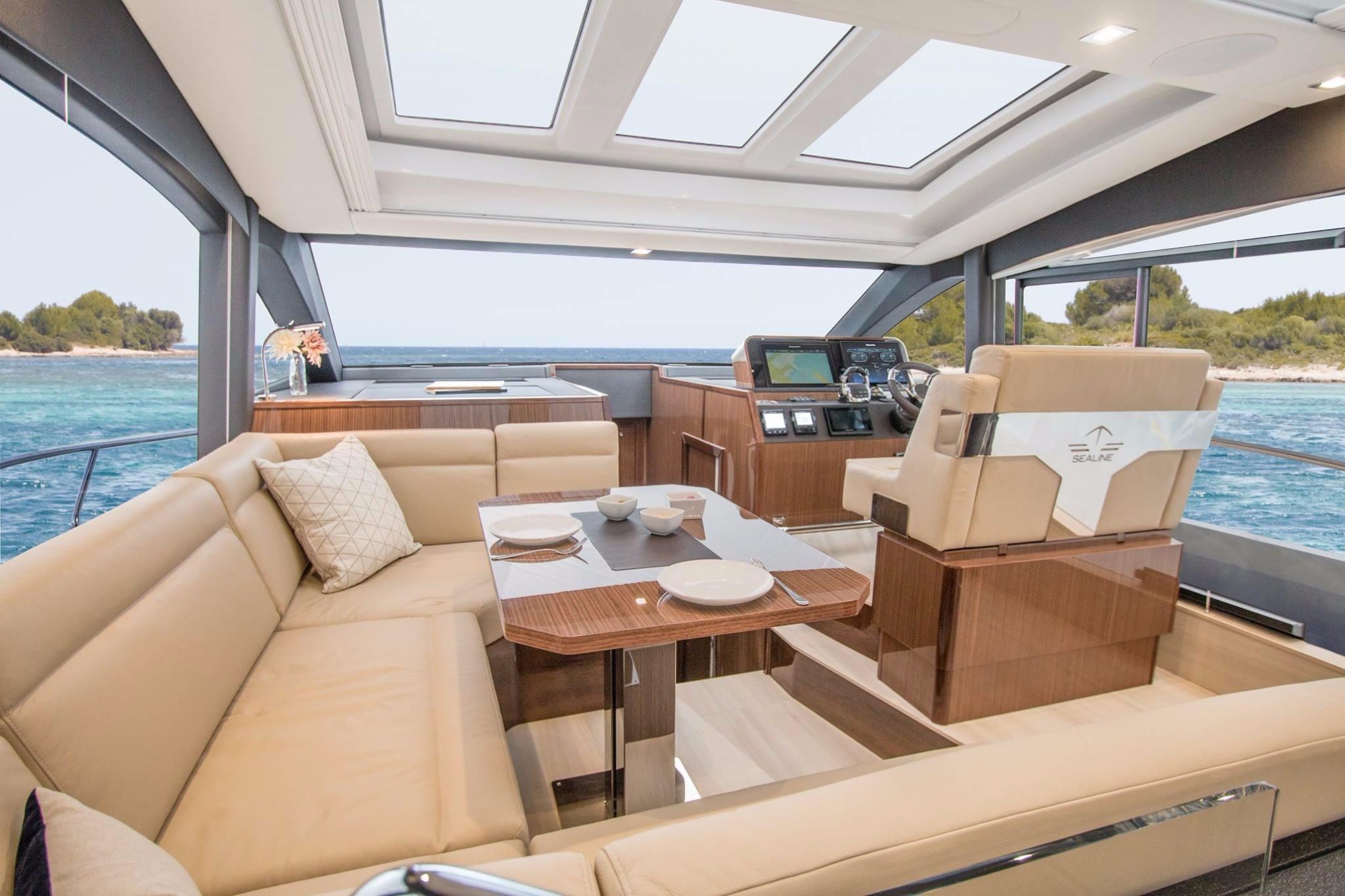 Sealine C430 style=