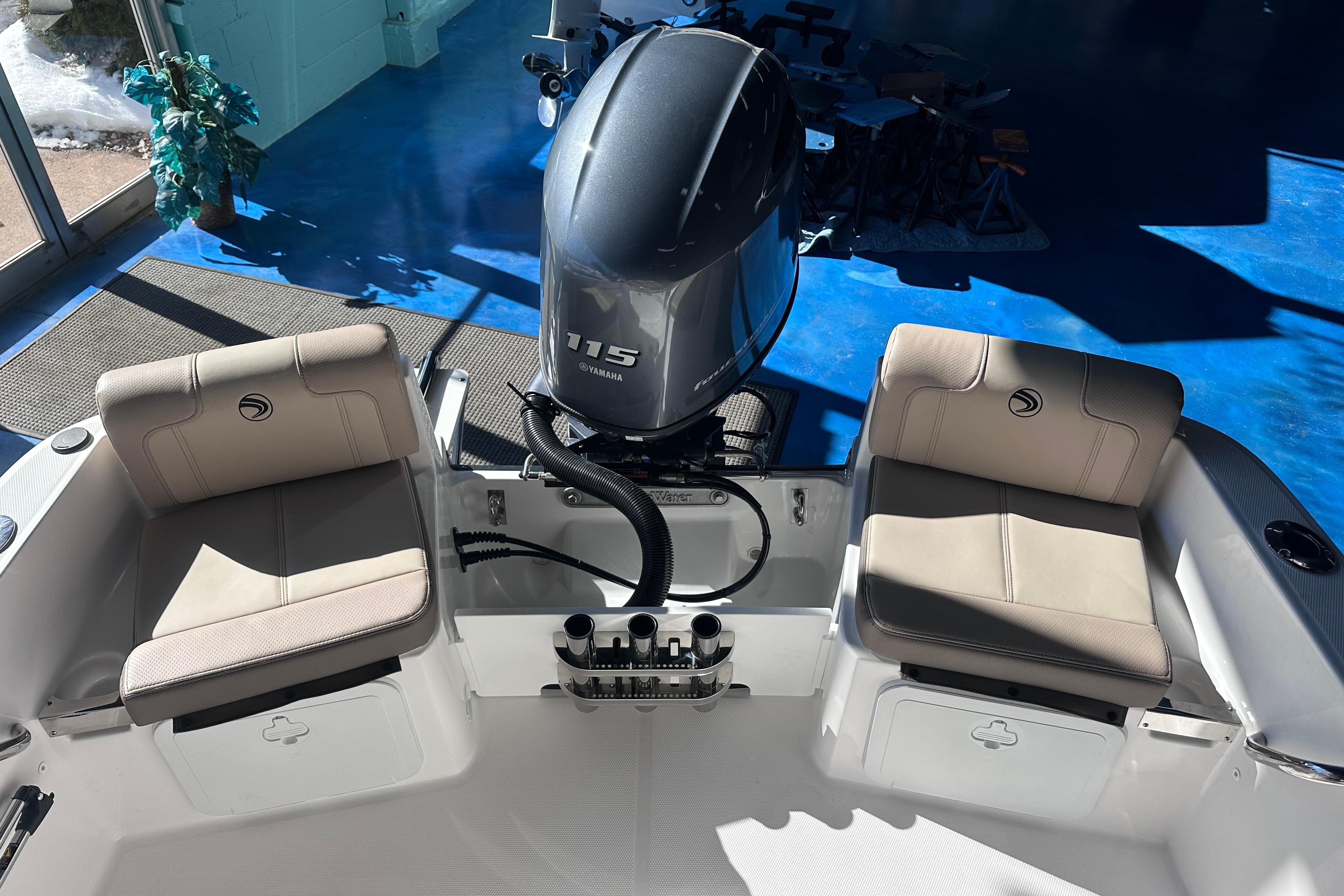 2026 Edgewater 170CC 9