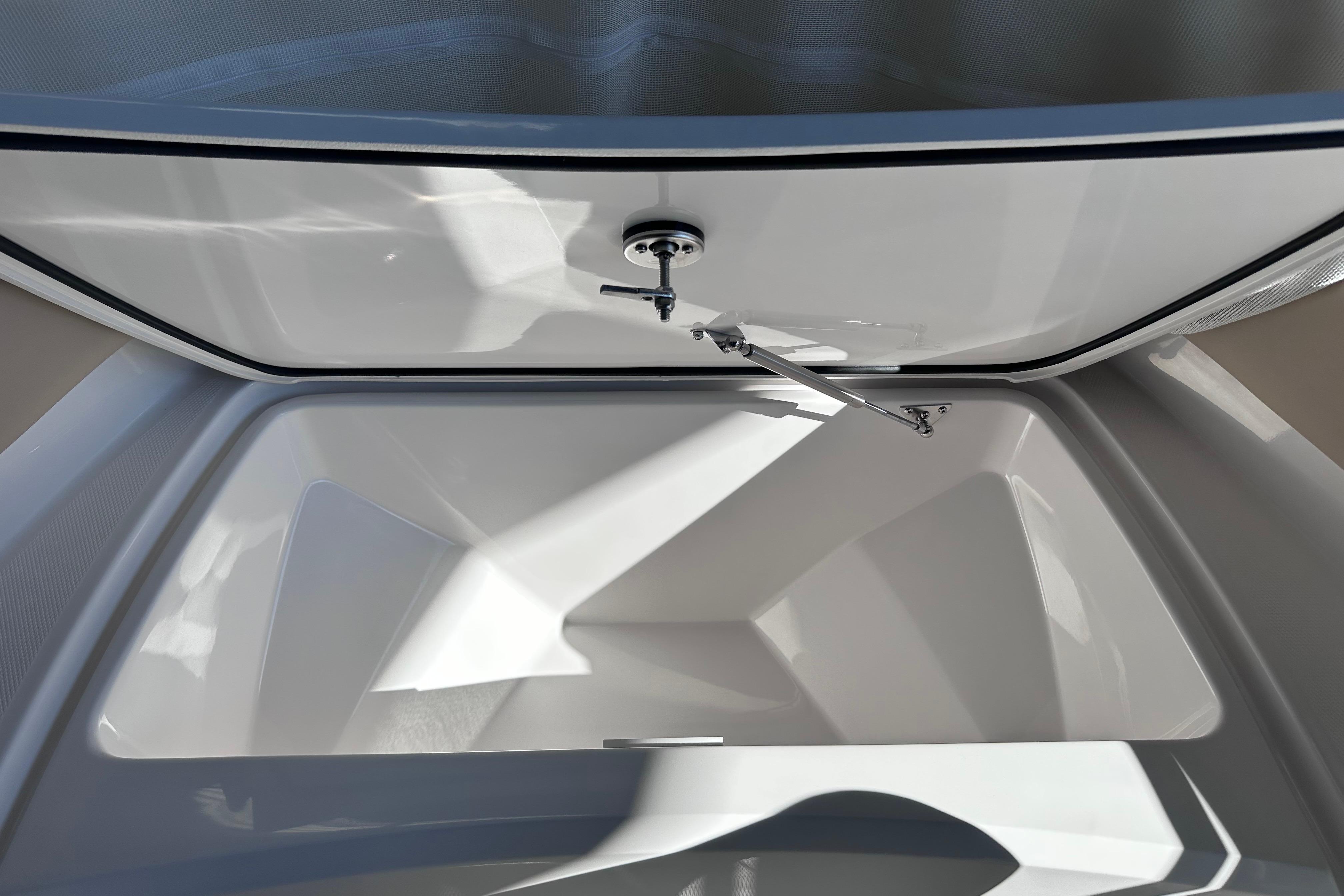 2026 Edgewater 170CC 26