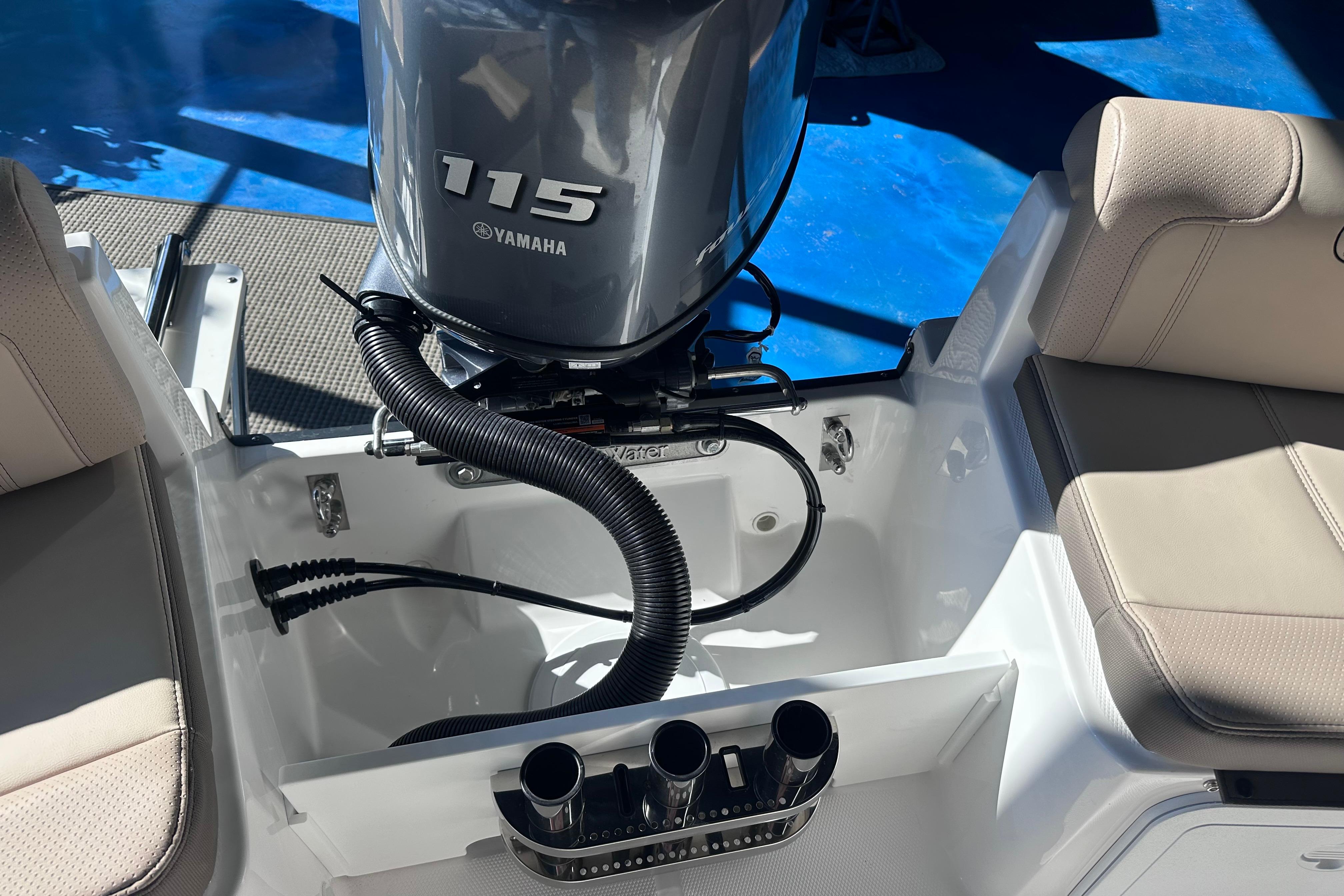 2026 Edgewater 170CC 10