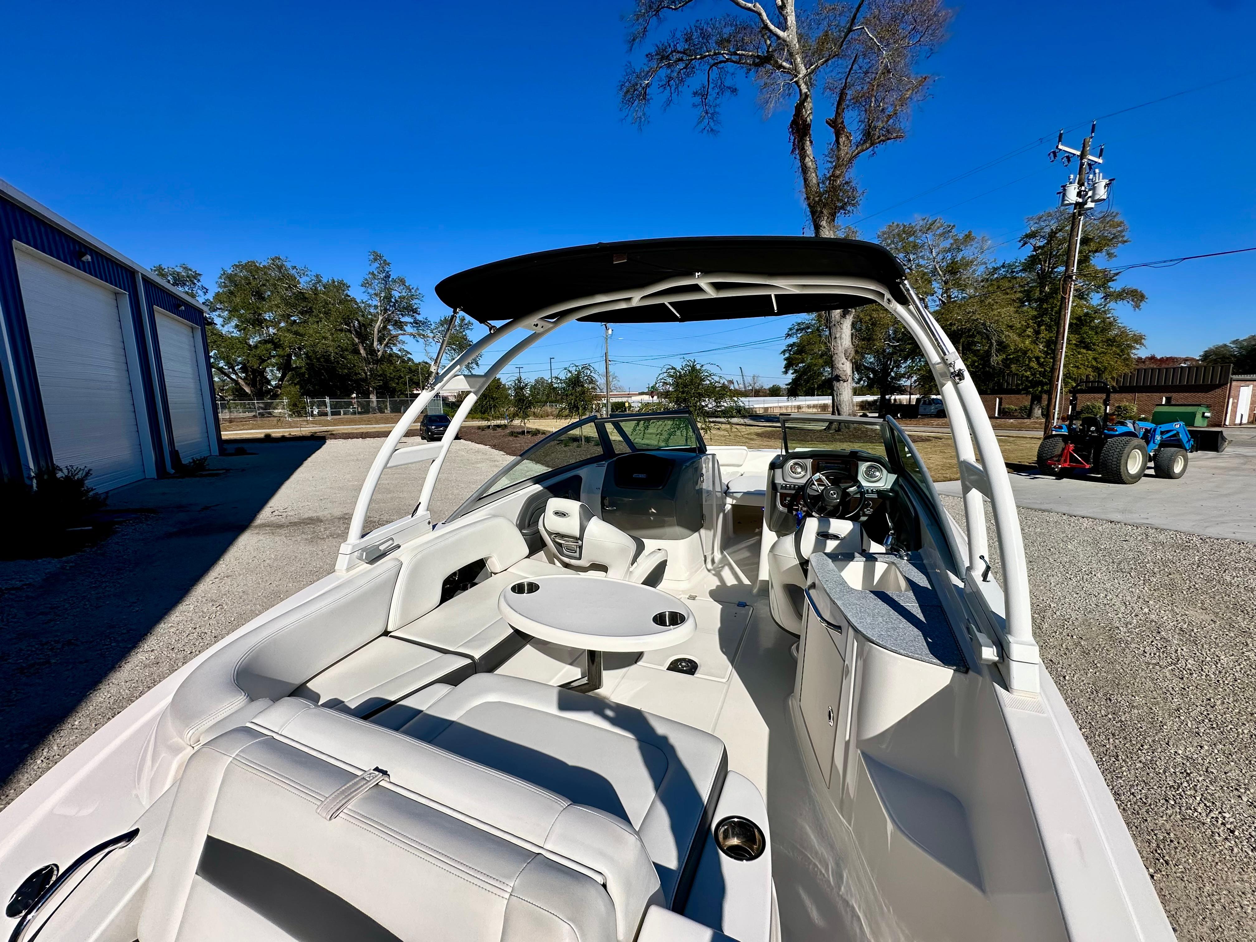 2016 Chaparral 244 Sunesta