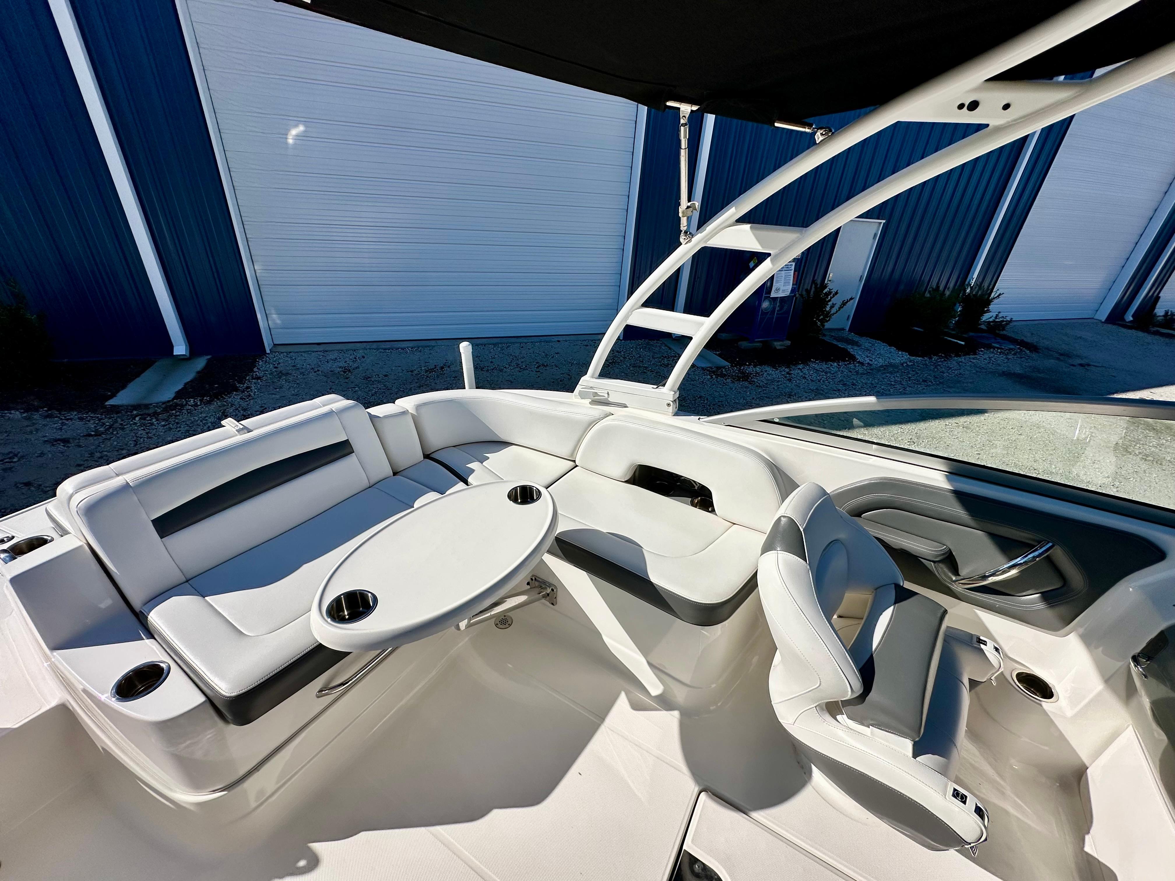 2016 Chaparral 244 Sunesta