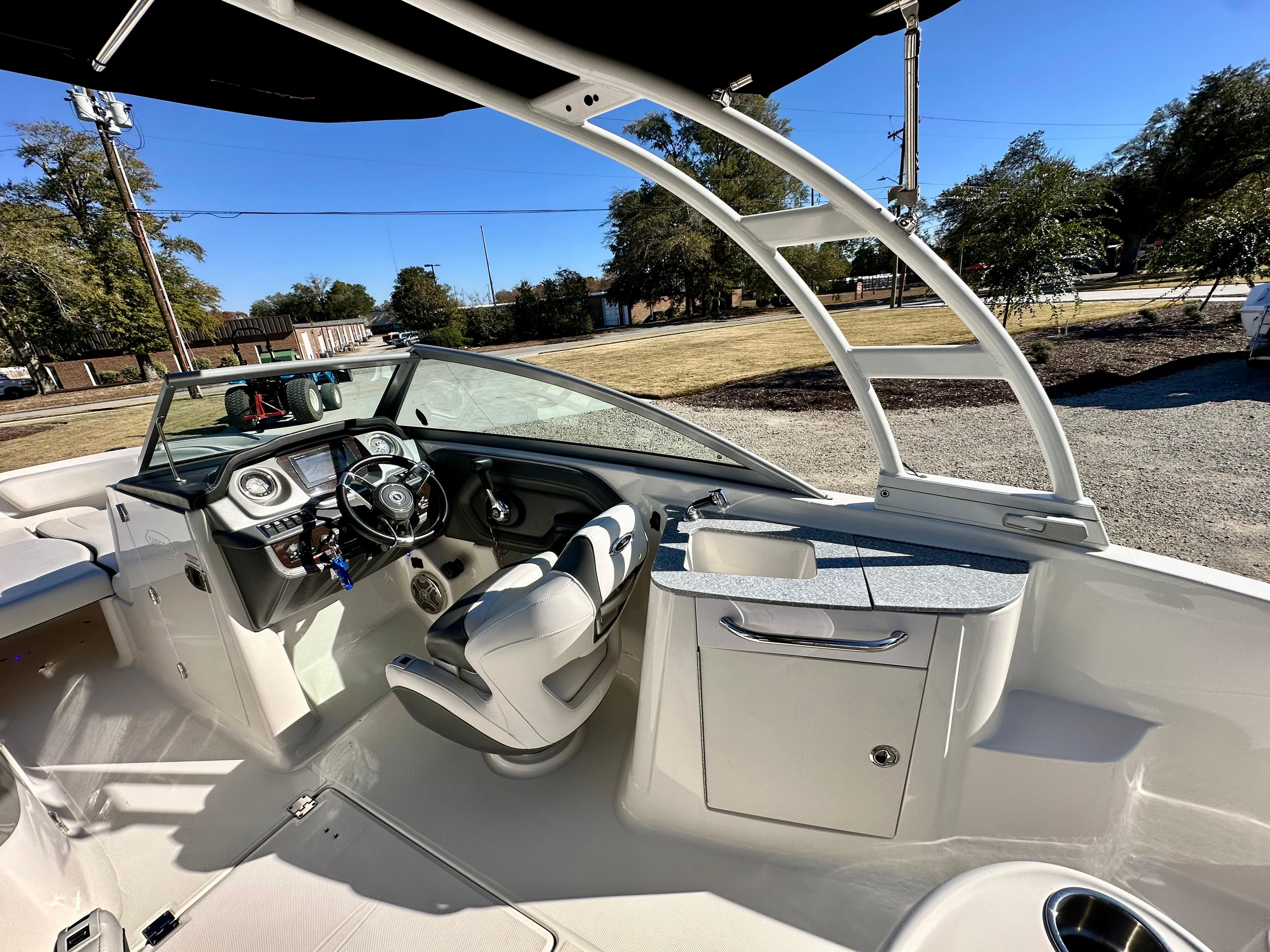 2016 Chaparral 244 Sunesta