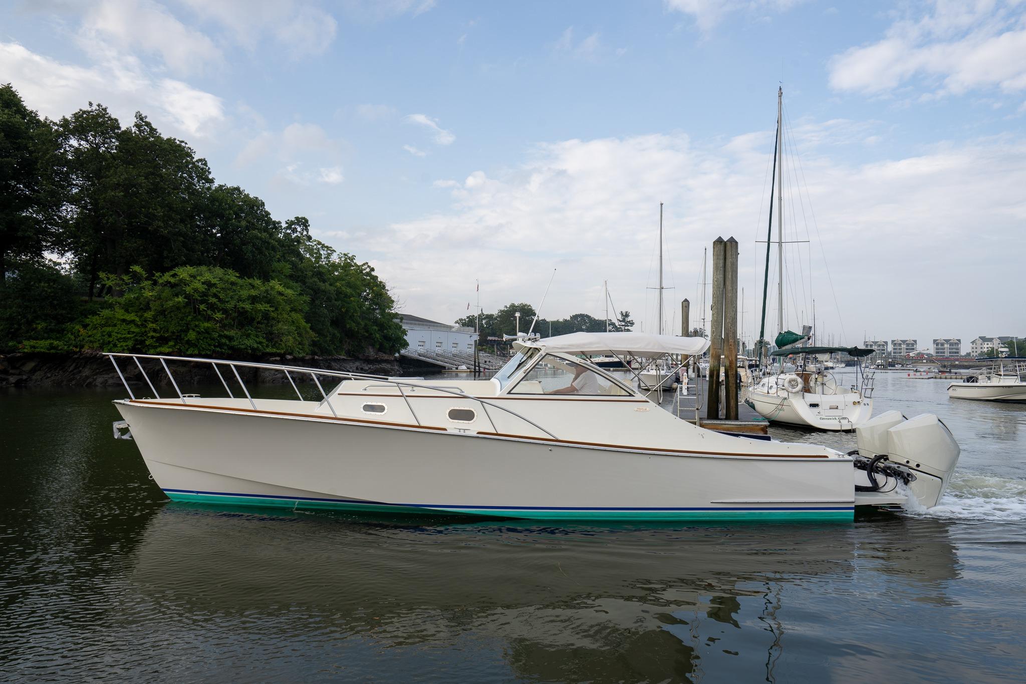 2021 Brooklin Boat Yard 32 Express