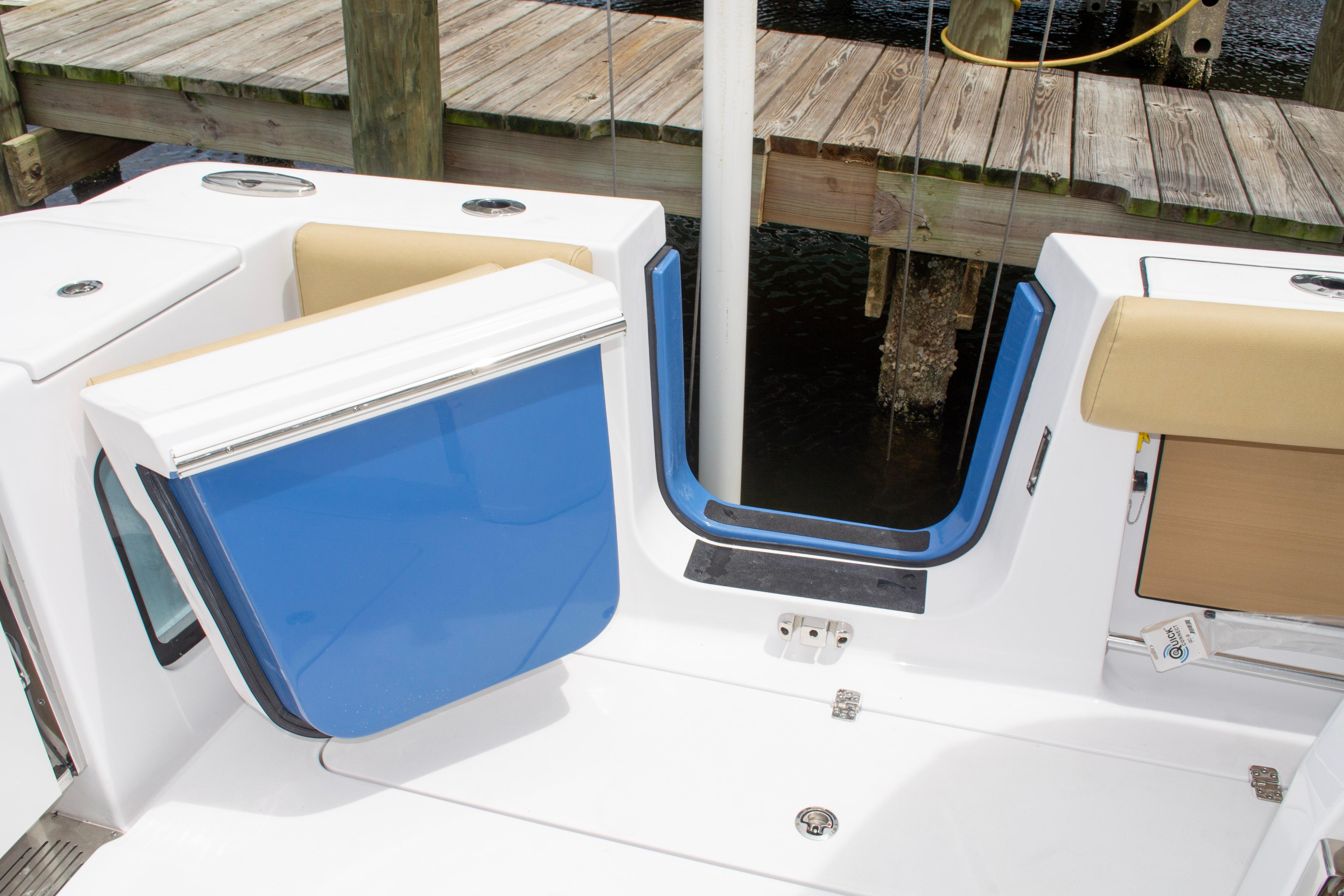 2025-sportsman-open-352-center-console-power-9806181-20250606134335645-1_XLARGE