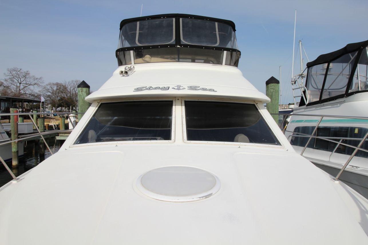 M 10595 CF Knot 10 Yacht Sales M 10595 CF Knot 10 Yacht Sales