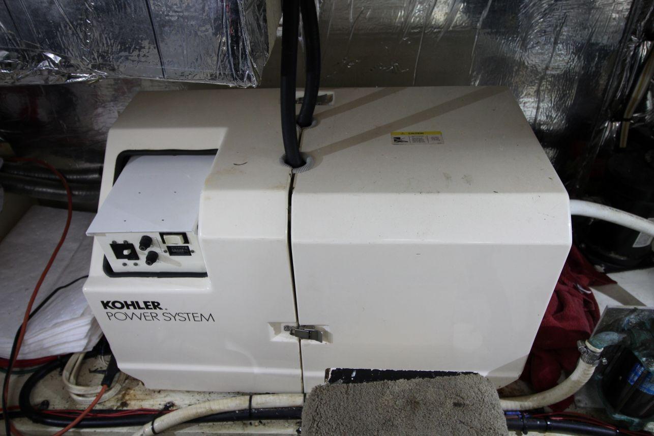 M 10595 CF Knot 10 Yacht Sales M 10595 CF Knot 10 Yacht Sales