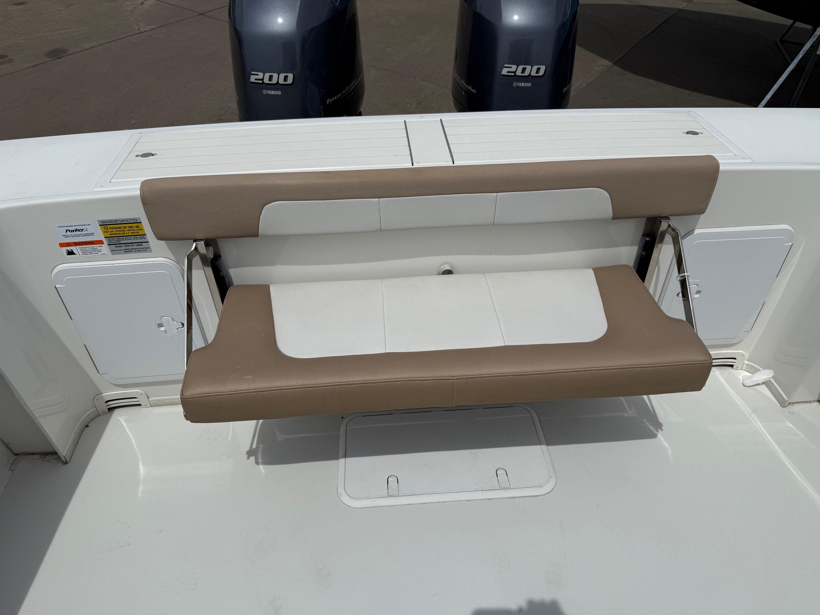 2018-parker-2530-extended-cabin-power-9786186-20250528143702462-1_XLARGE